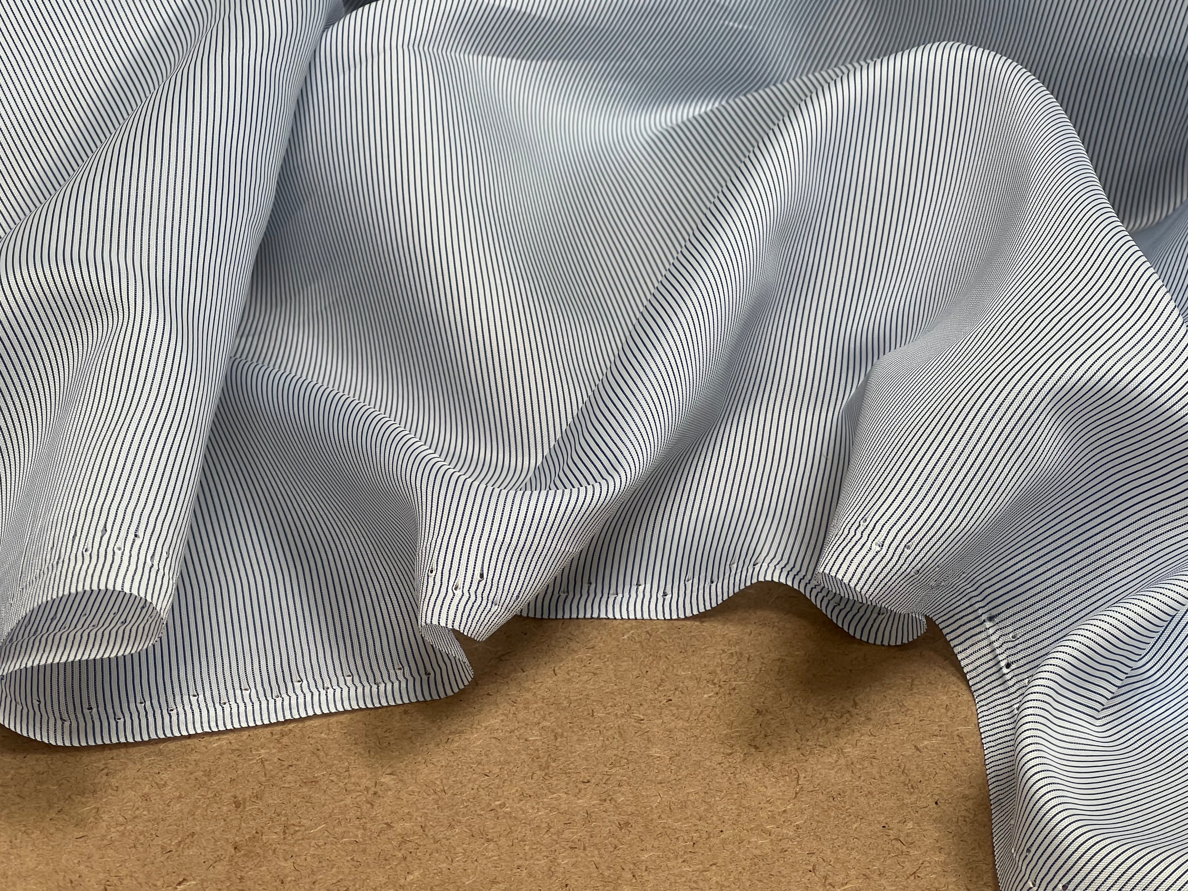 (Chute) DOUBLURE SATIN BLEU CIEL FINES RAYURES BLEU MOYEN - My Little Coupon