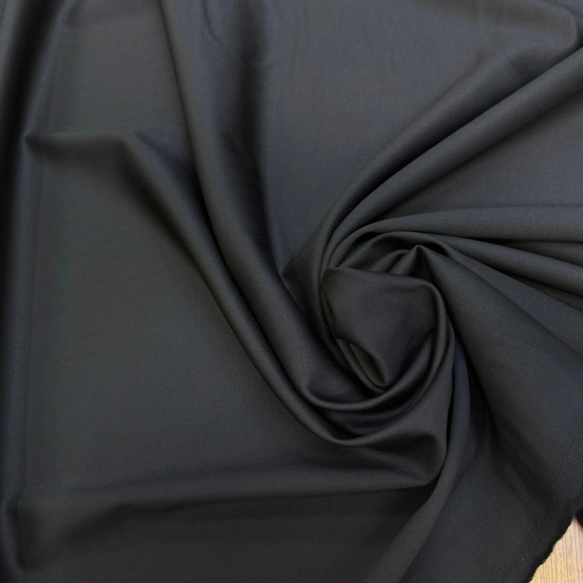(Chute) DRAPERIE DE LAINE RICHE SUPER 100'S NOIR - My Little Coupon