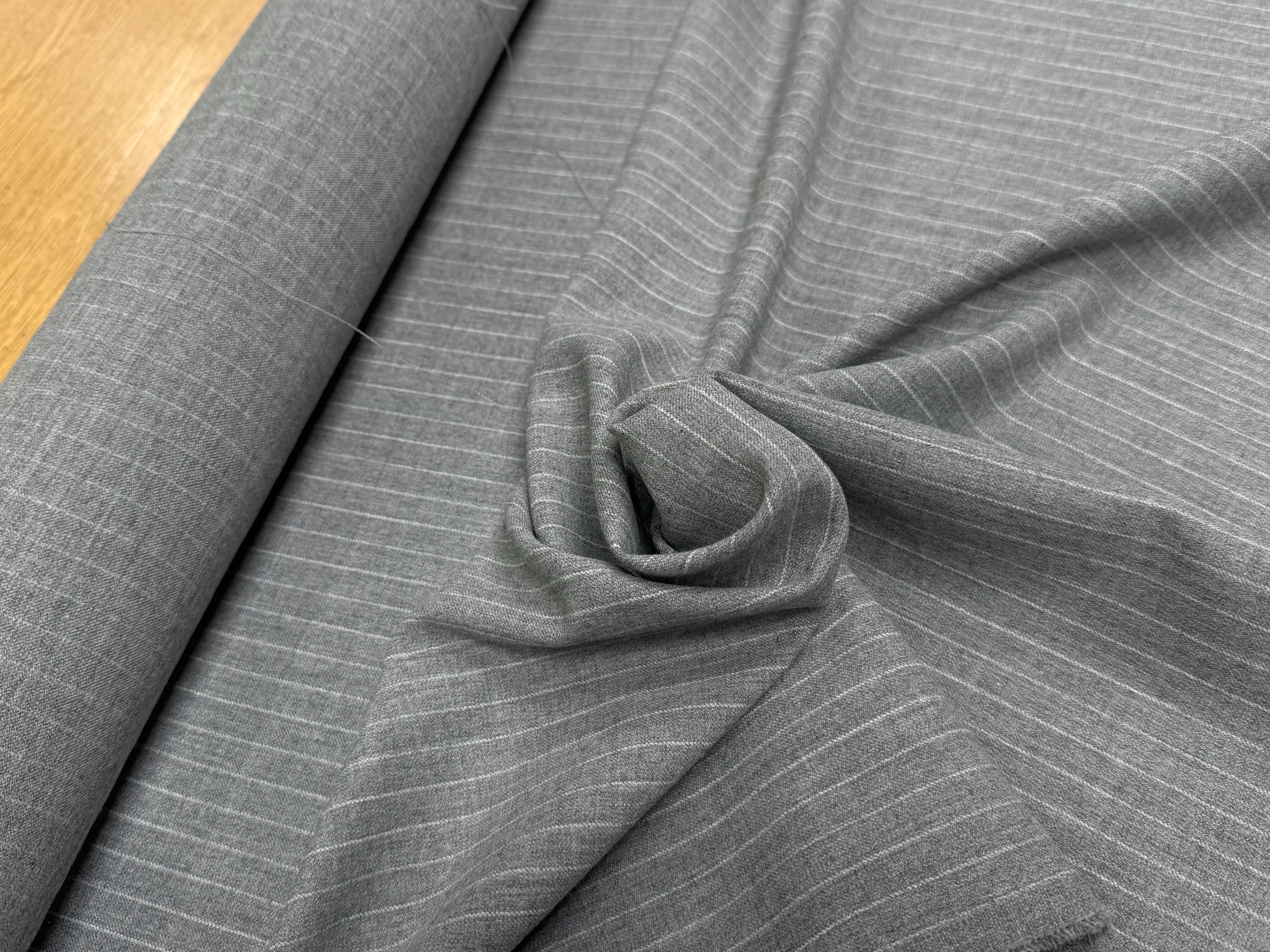 DRAPERIE POLYVISCOSE LAINE STRETCH GRIS RAYÉ - My Little Coupon