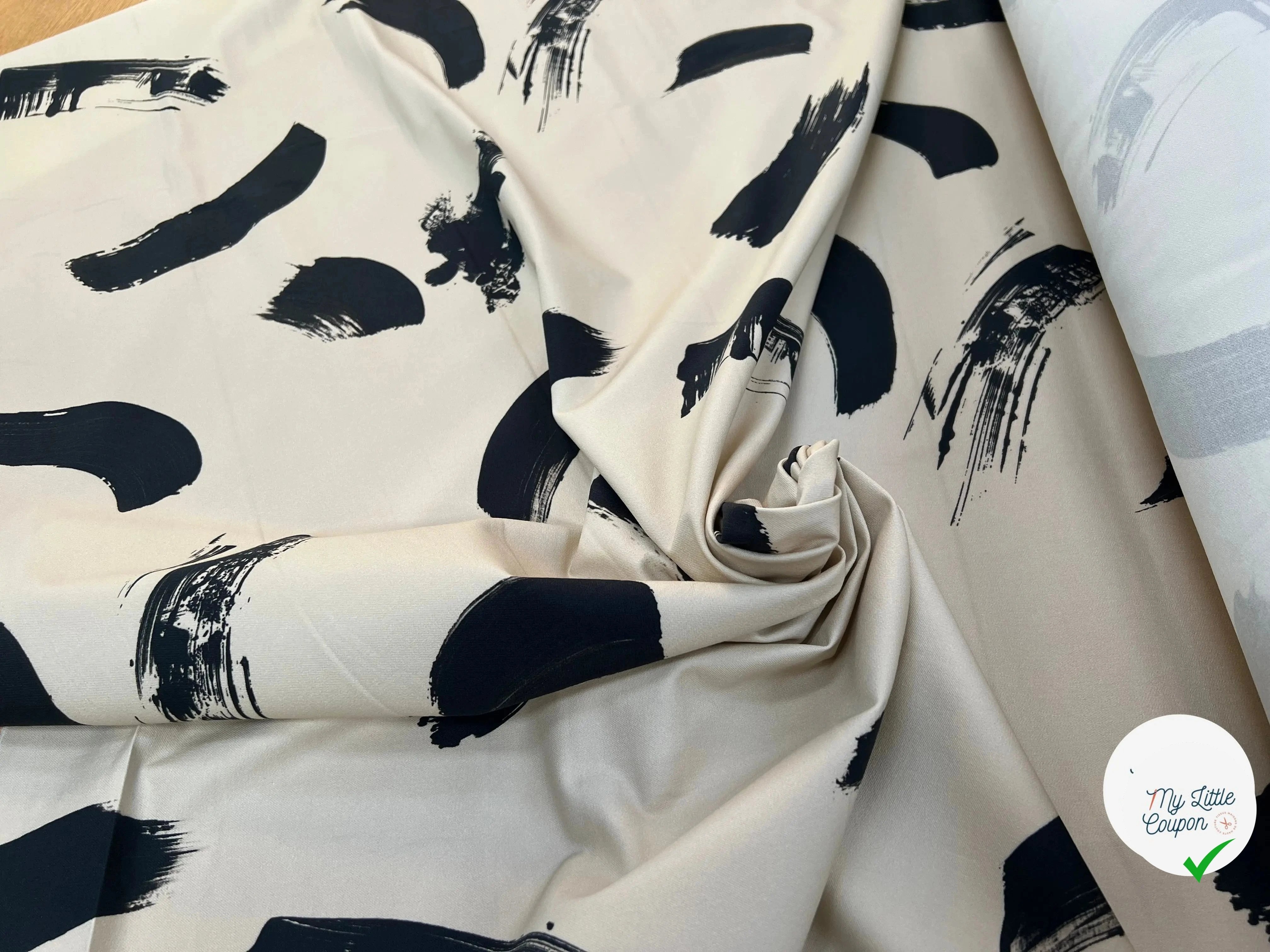 GABARDINE DE COTON STRETCH CRÈME PINCEAU NOIR - My Little Coupon