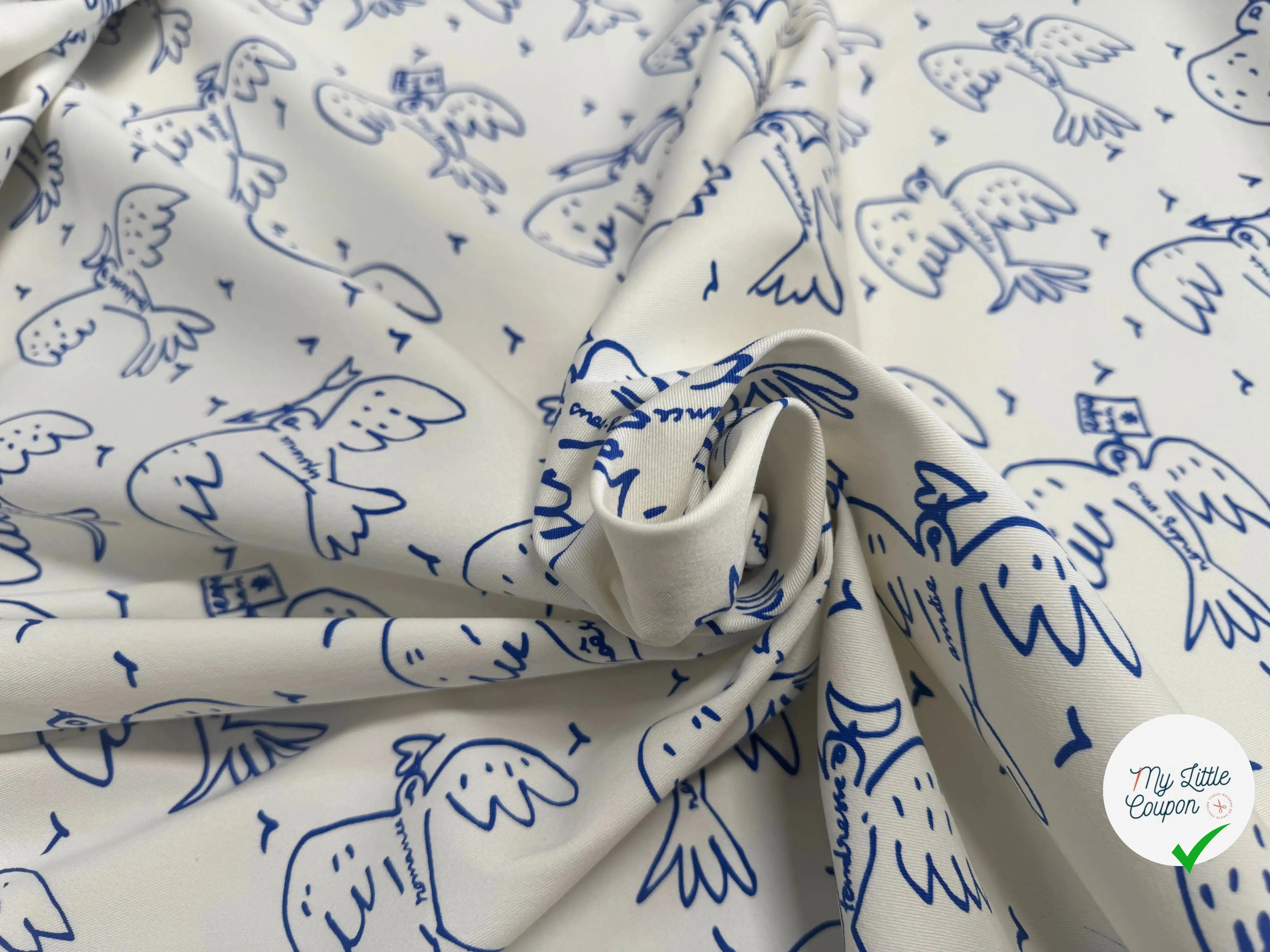 GABARDINE STRETCH DE COTON BLANC CASSÉ OISEAU BLEU - My Little Coupon