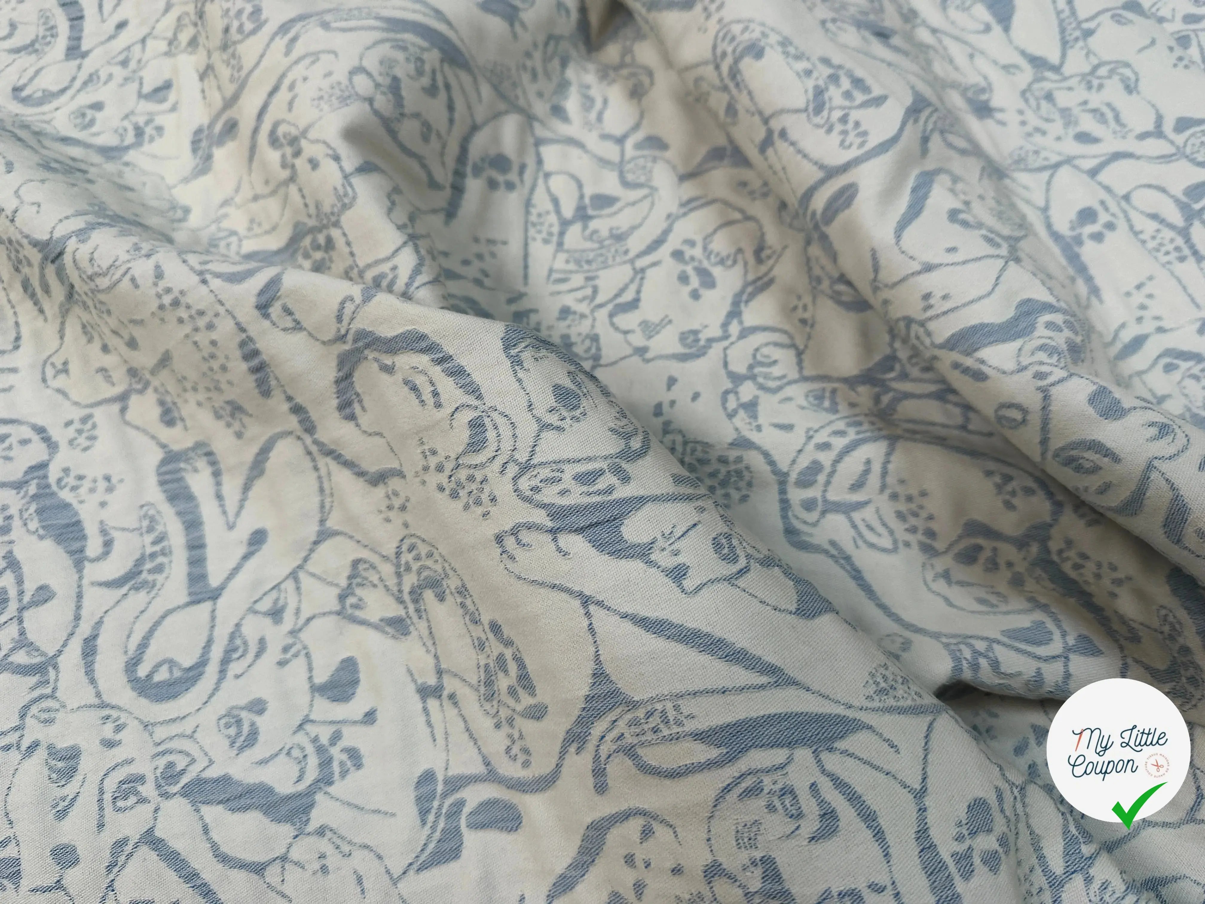 JACQUARD REVERSIBLE FACE BLEU FACE CREME FELIN - My Little Coupon