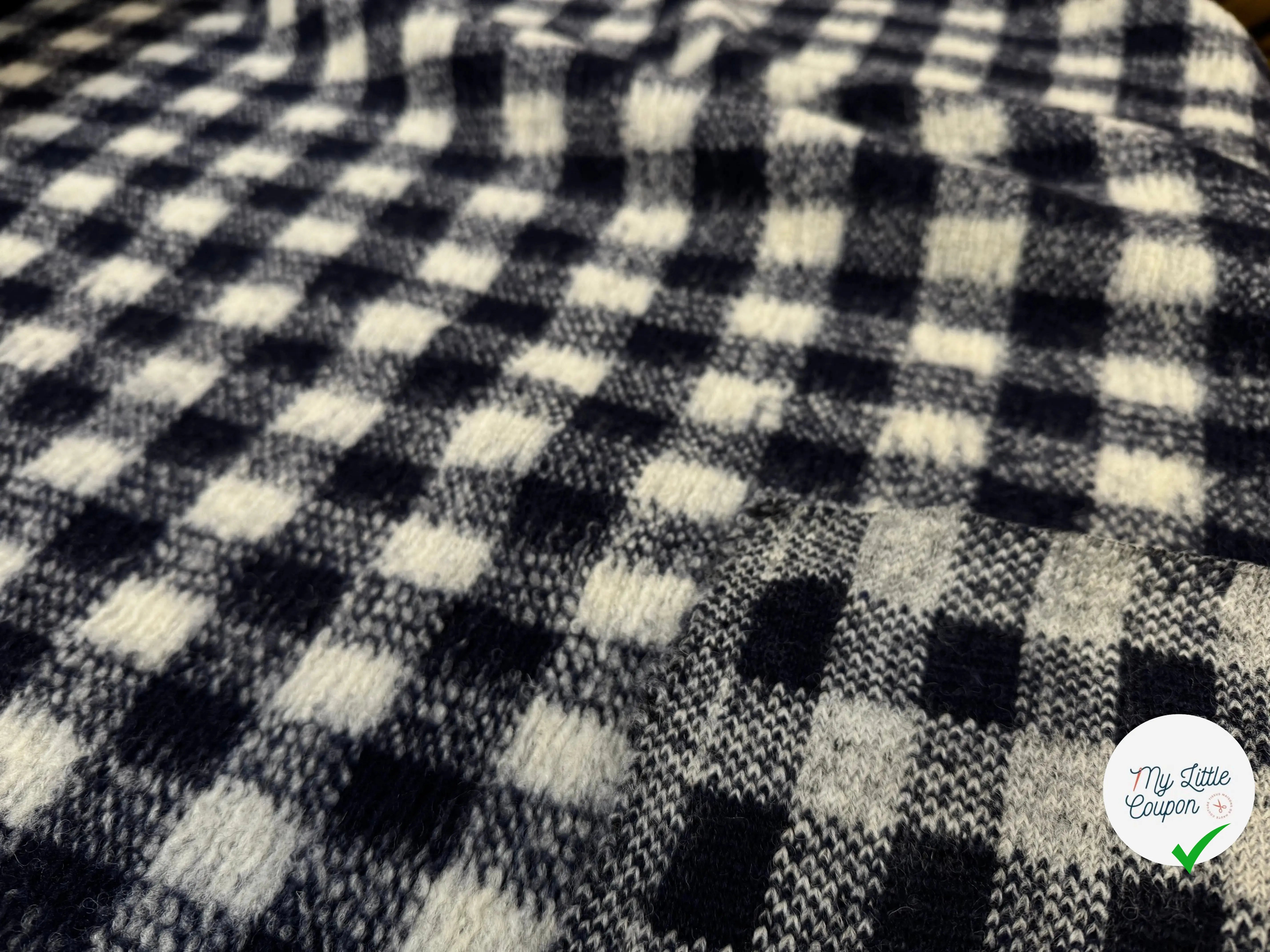 LAINAGE MANTEAU CARREAUX NAVY ET BLANC ASPECT TRICOTE - My Little Coupon