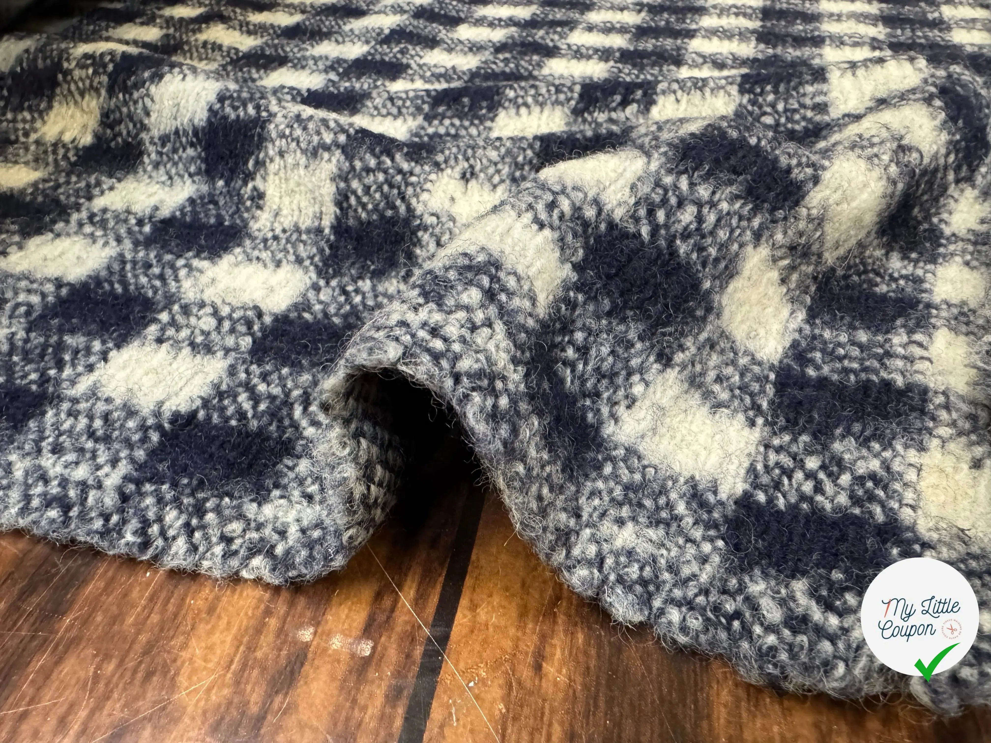 LAINAGE MANTEAU CARREAUX NAVY ET BLANC ASPECT TRICOTE - My Little Coupon