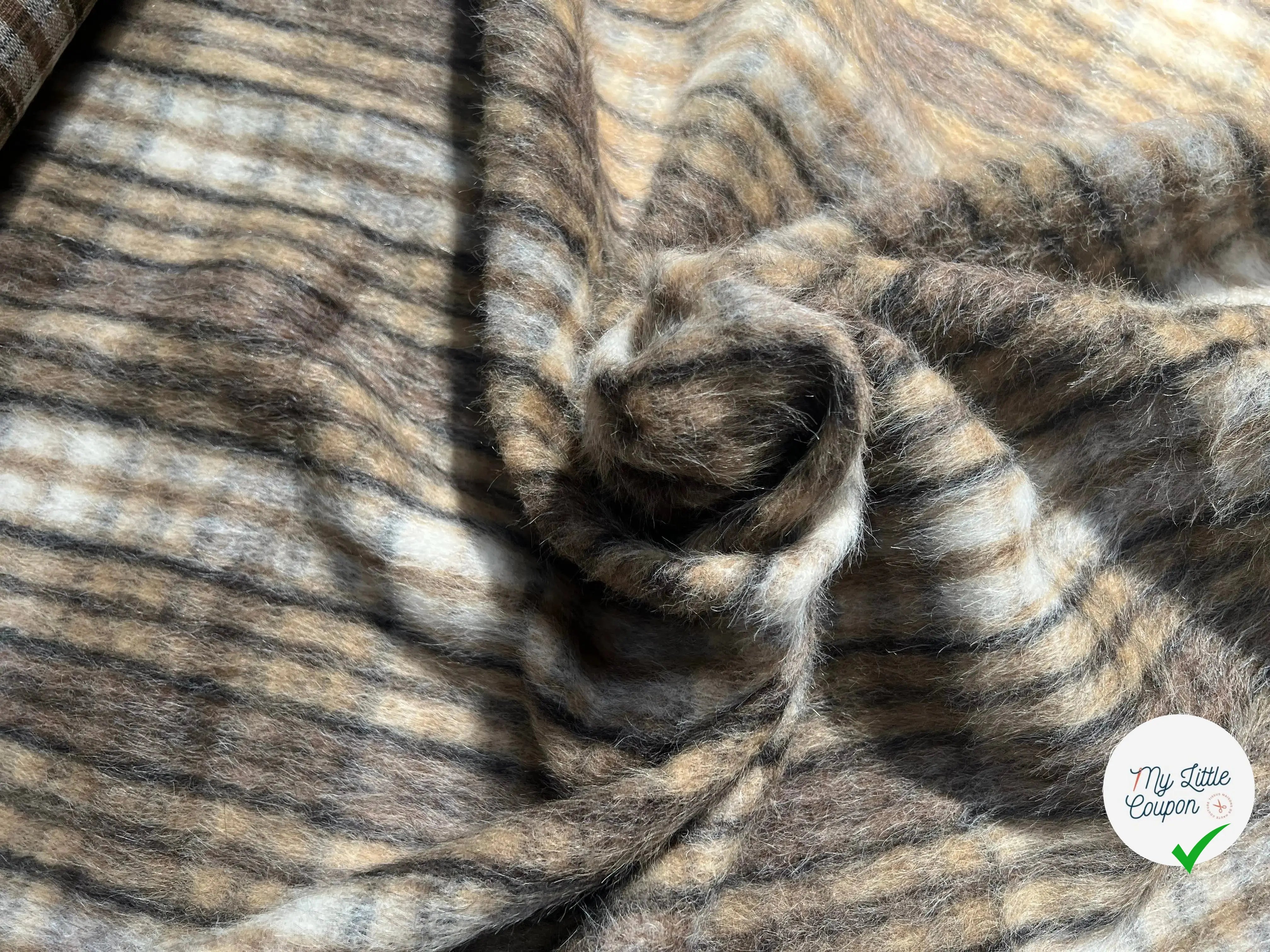 LAINAGE ALPAGA ESPRIT LÉOPARD BEIGE NOIR - My Little Coupon