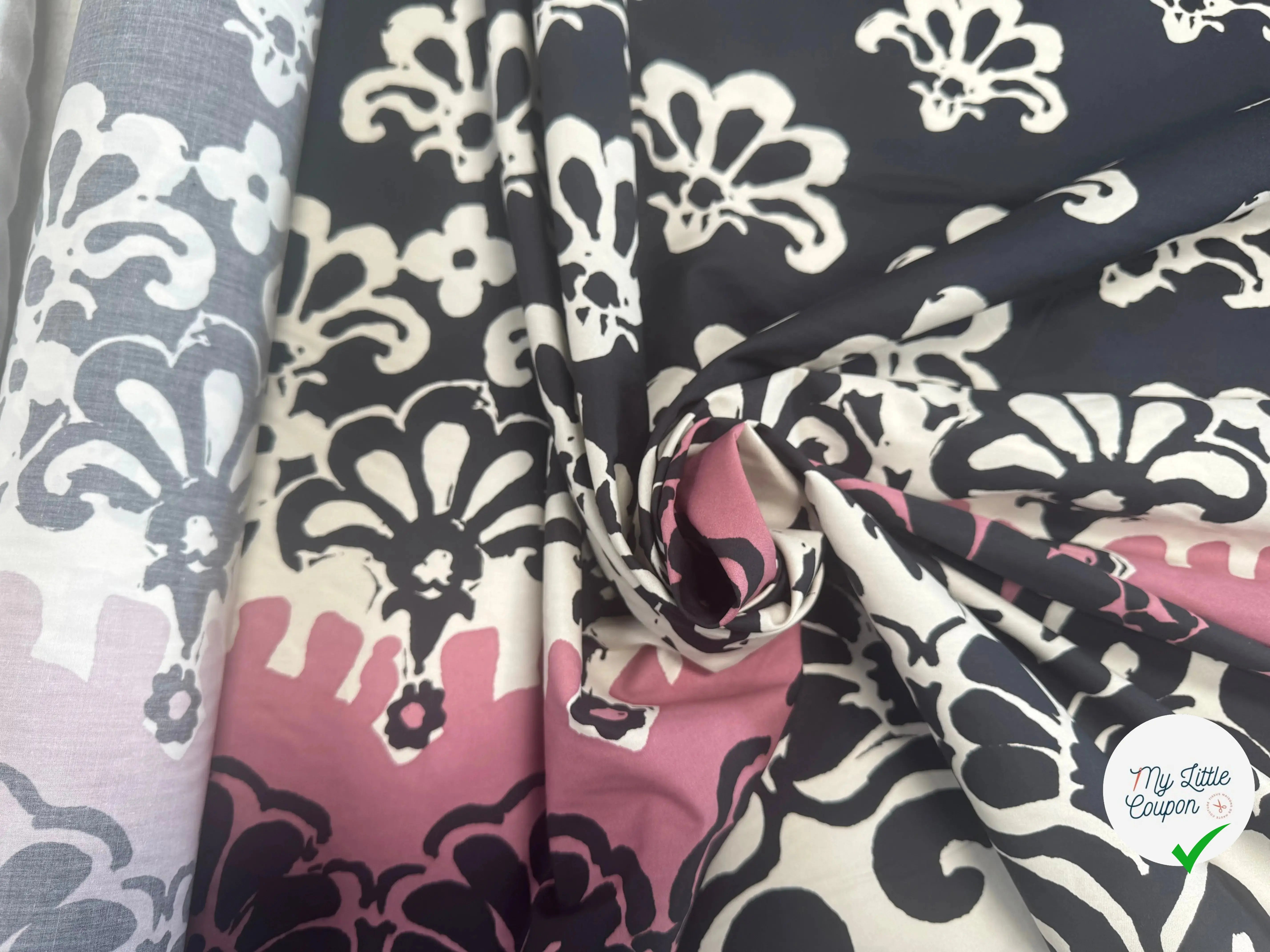 POPELINE DE COTON AVEC BASE FLEURS ABSTRAITE - My Little Coupon