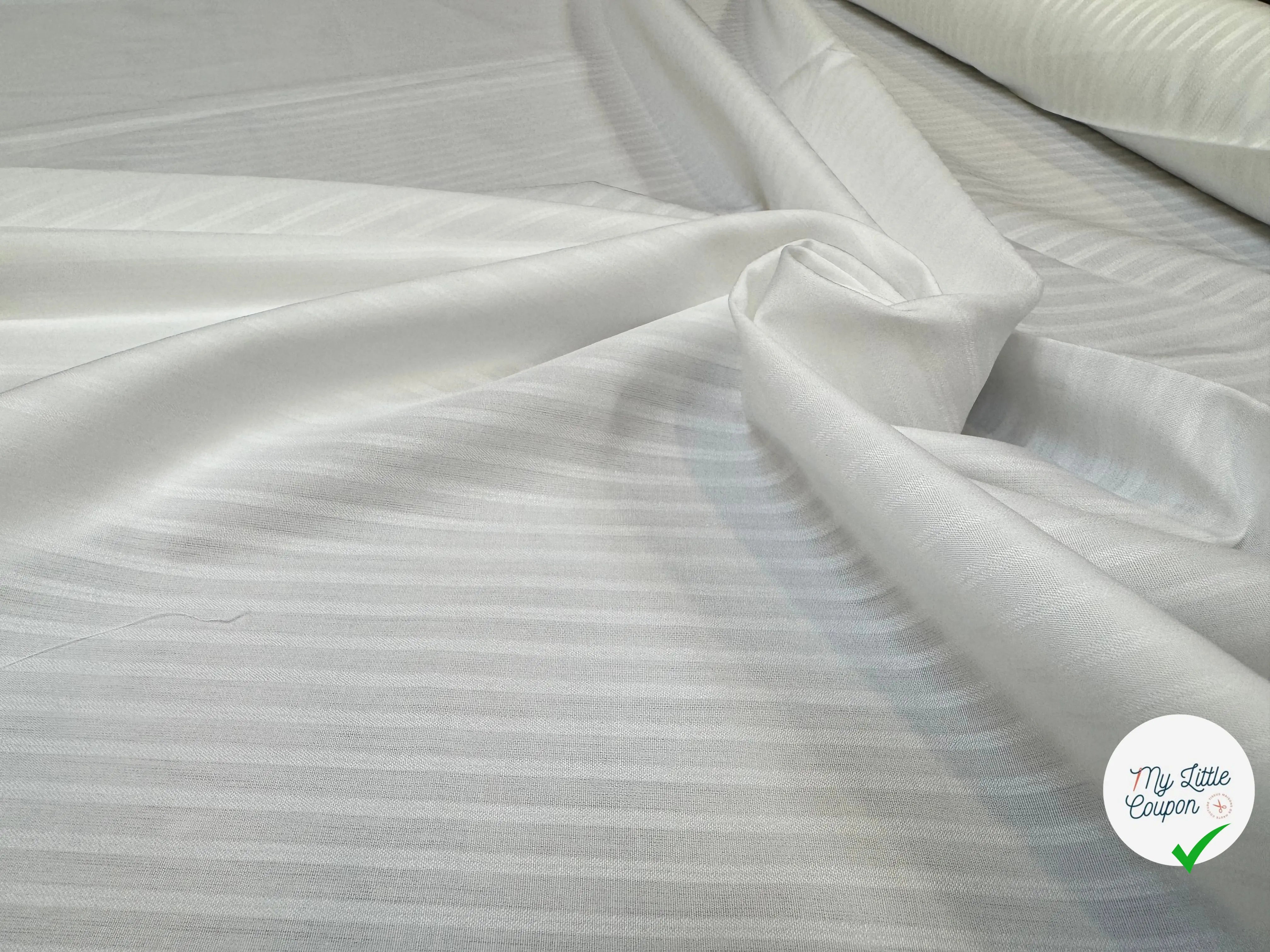 (Chute) POPELINE DE COTON BLANCHE A RAYURES A EFFET SATINE JACQUARD - My Little Coupon