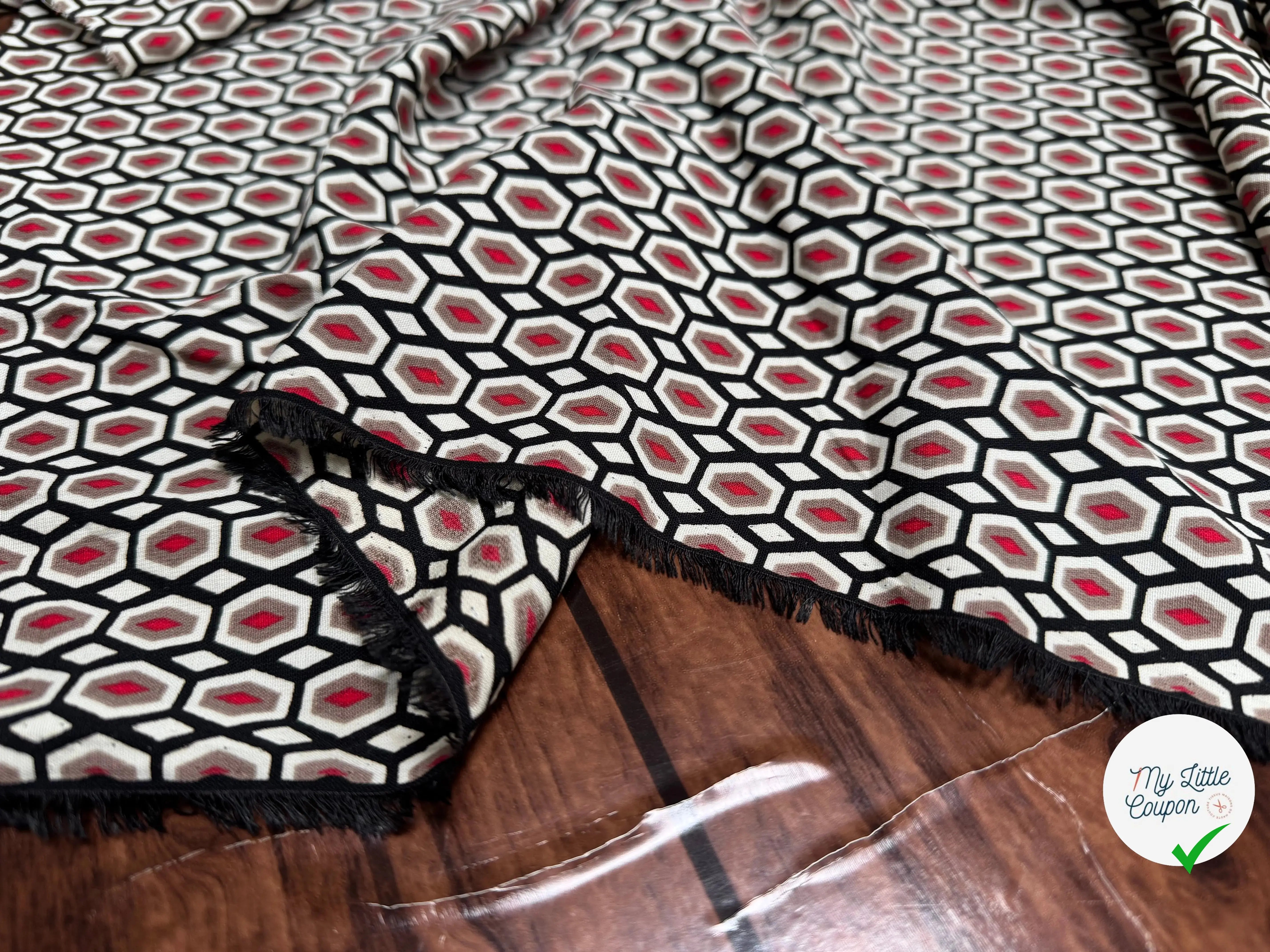 TISSU FLUIDE IMPRIMÉ MOTIFS GÉOMÉTRIQUES ORANGE ET JAUNE - My Little Coupon