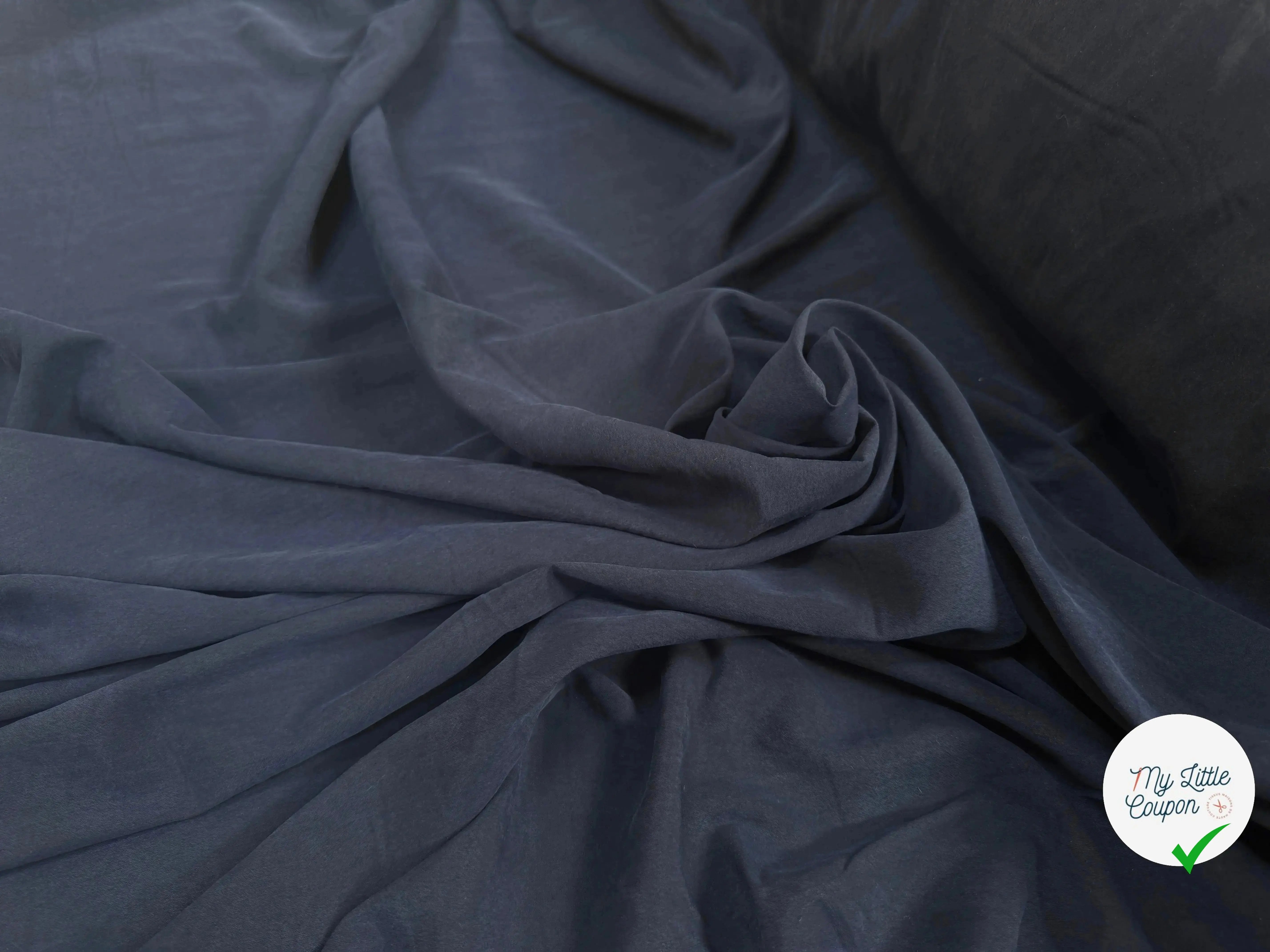 TISSU LYOCELL PEACHSKIN MARINE - My Little Coupon