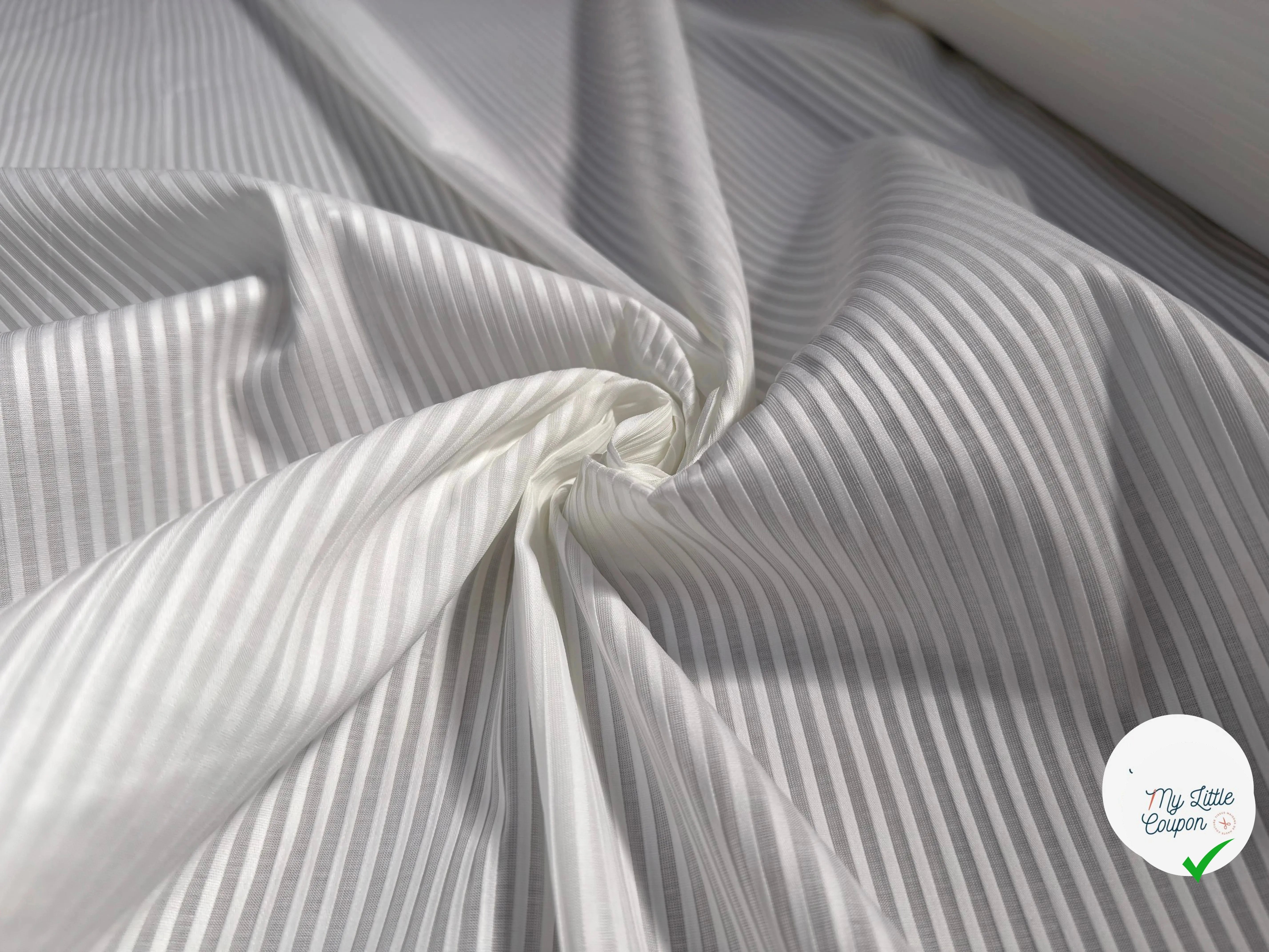 TOILE COTON RAYURE JACQUARD PETITES RAYURES HORIZONTALES - My Little Coupon