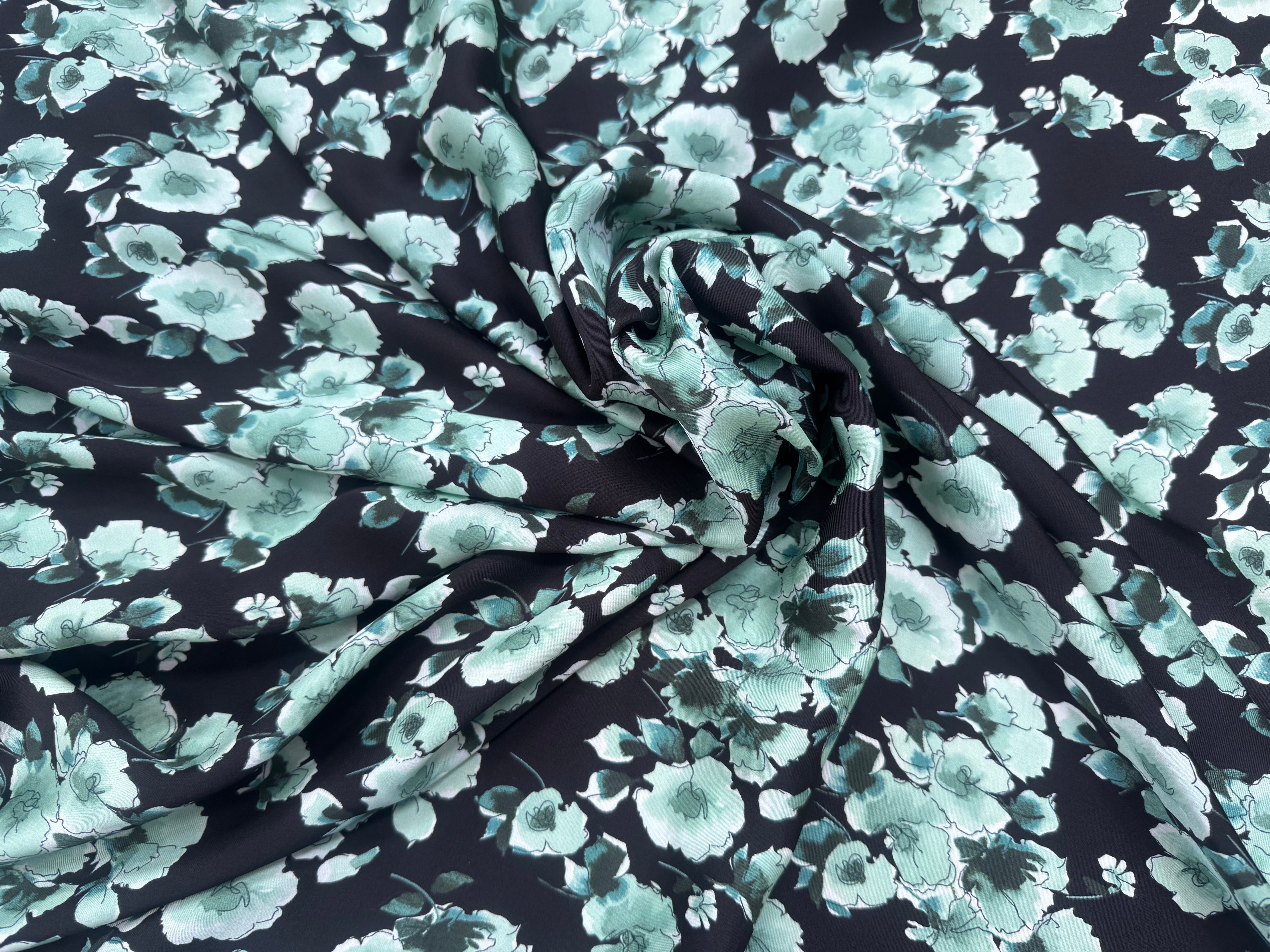 VICOSE FLUIDE LEGEREMENT SATINE NOIR FLEURS VERTES - My Little Coupon