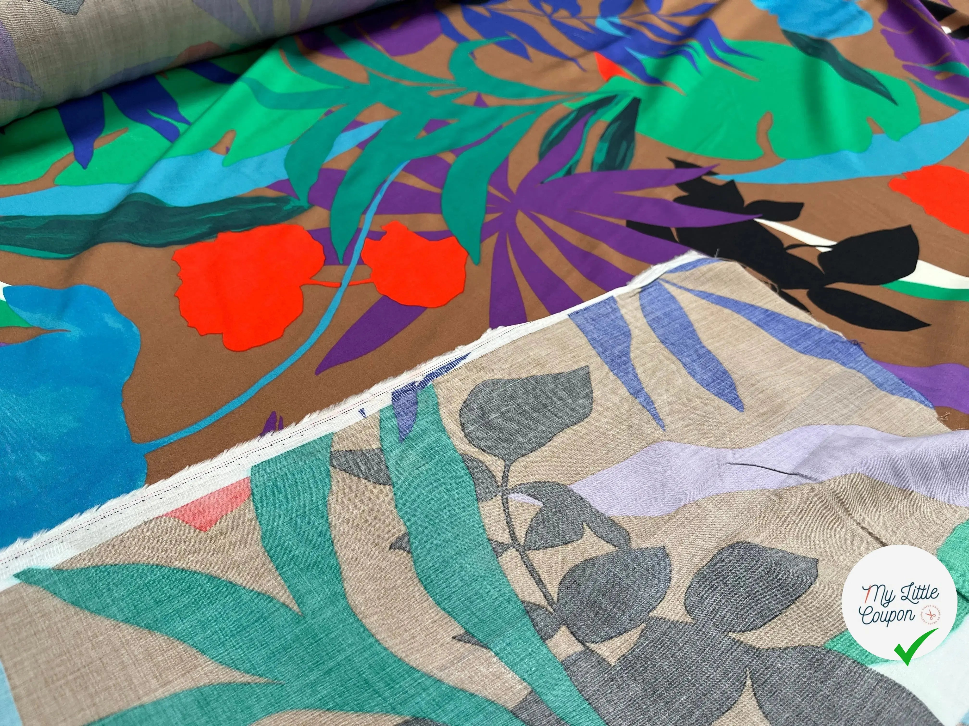 VISCOSE MOTIFS FEUILLAGES ABSTRAITS - My Little Coupon