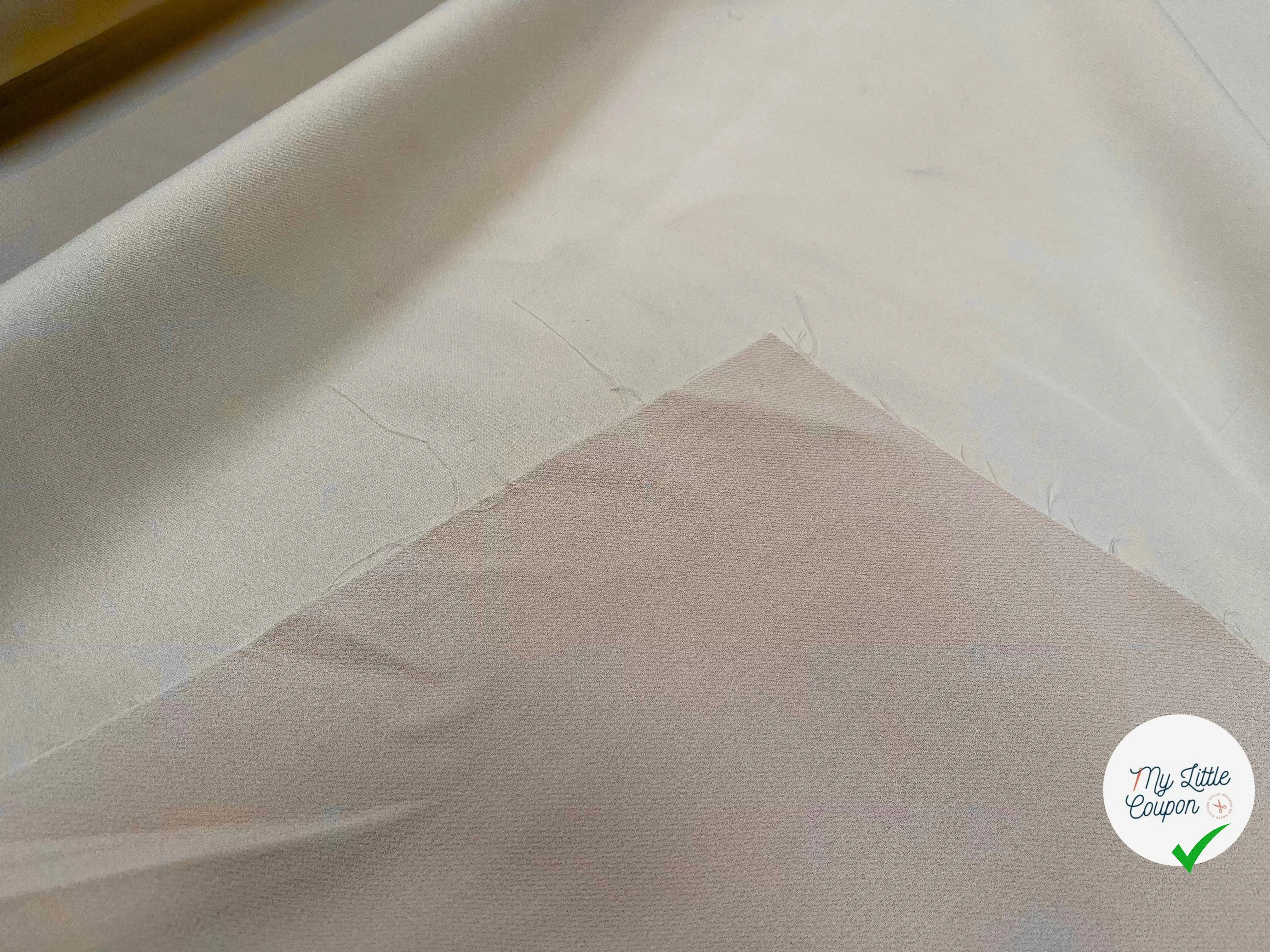 DOUBLE ETOFFE CREPE SUBLIME TENUE GRIS TAUPE - My Little Coupon