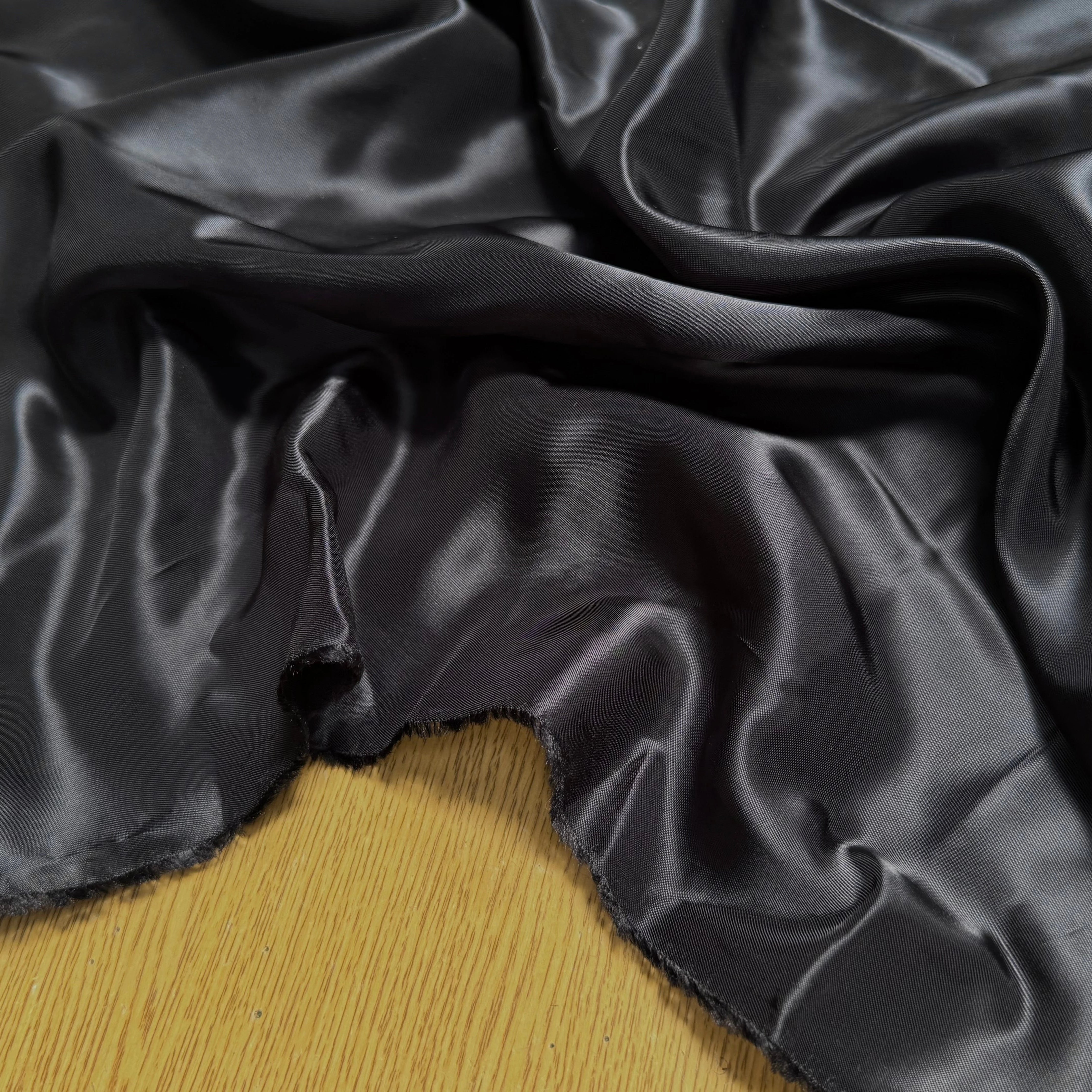 DOUBLURE 100% VISCOSE NOIR SATINÉE - My Little Coupon