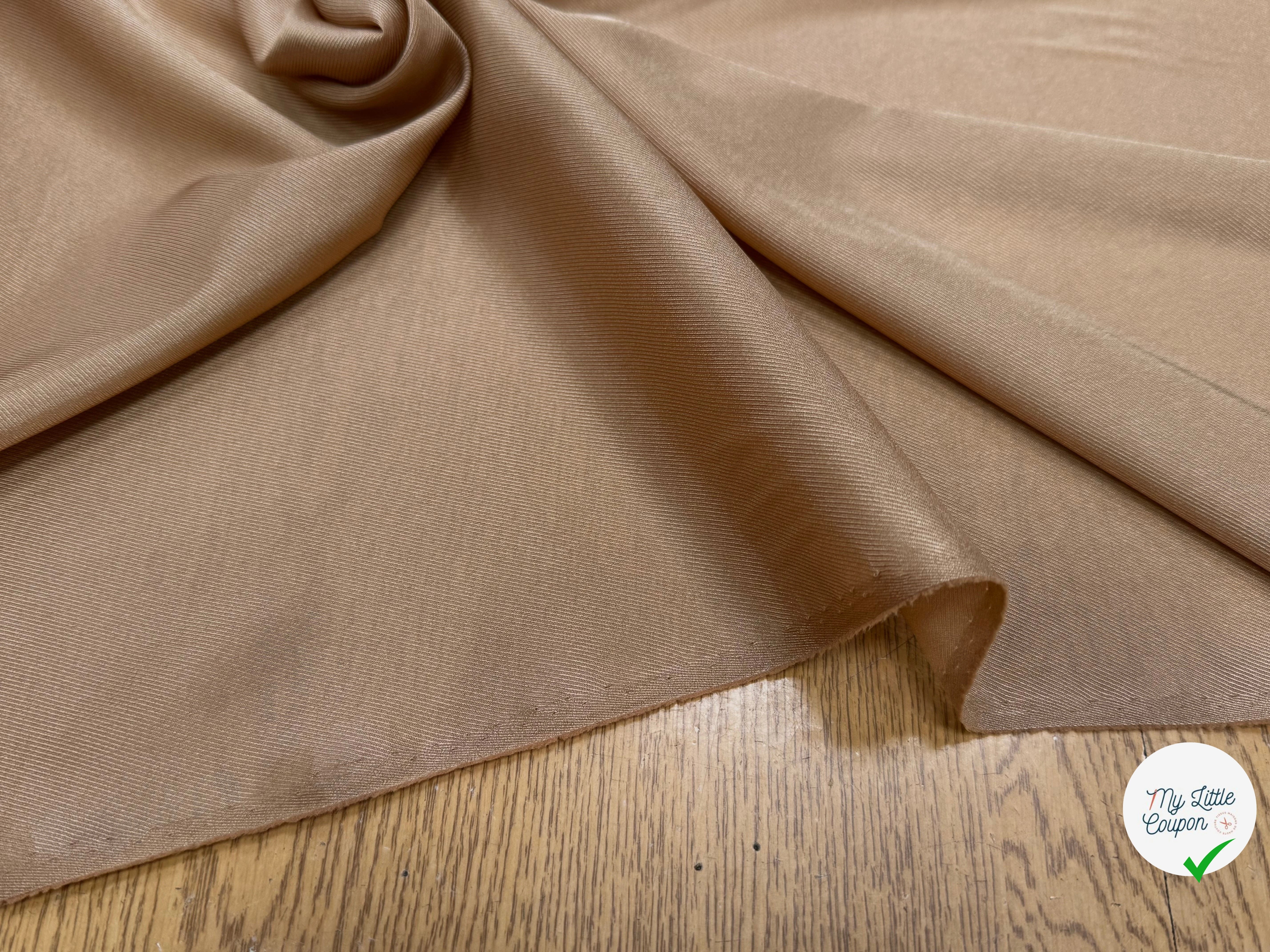 DOUBLURE BEIGE MARRONÉ LÉGÈREMENT SATINÉ 68% ACÉTATE - My Little Coupon