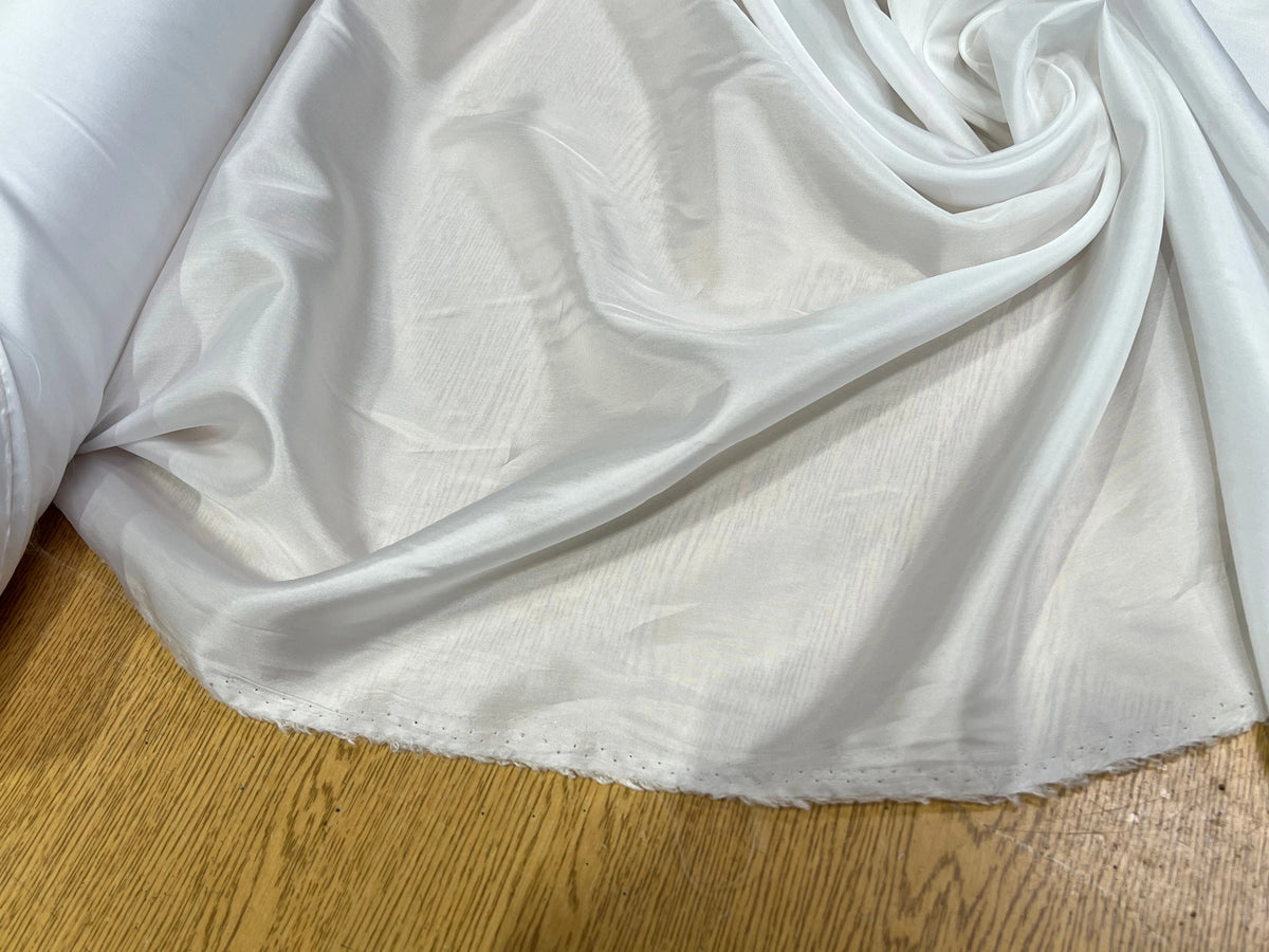 DOUBLURE FINE ET LISSE 62% ACETATE 38% CUPRO BLANC - My Little Coupon
