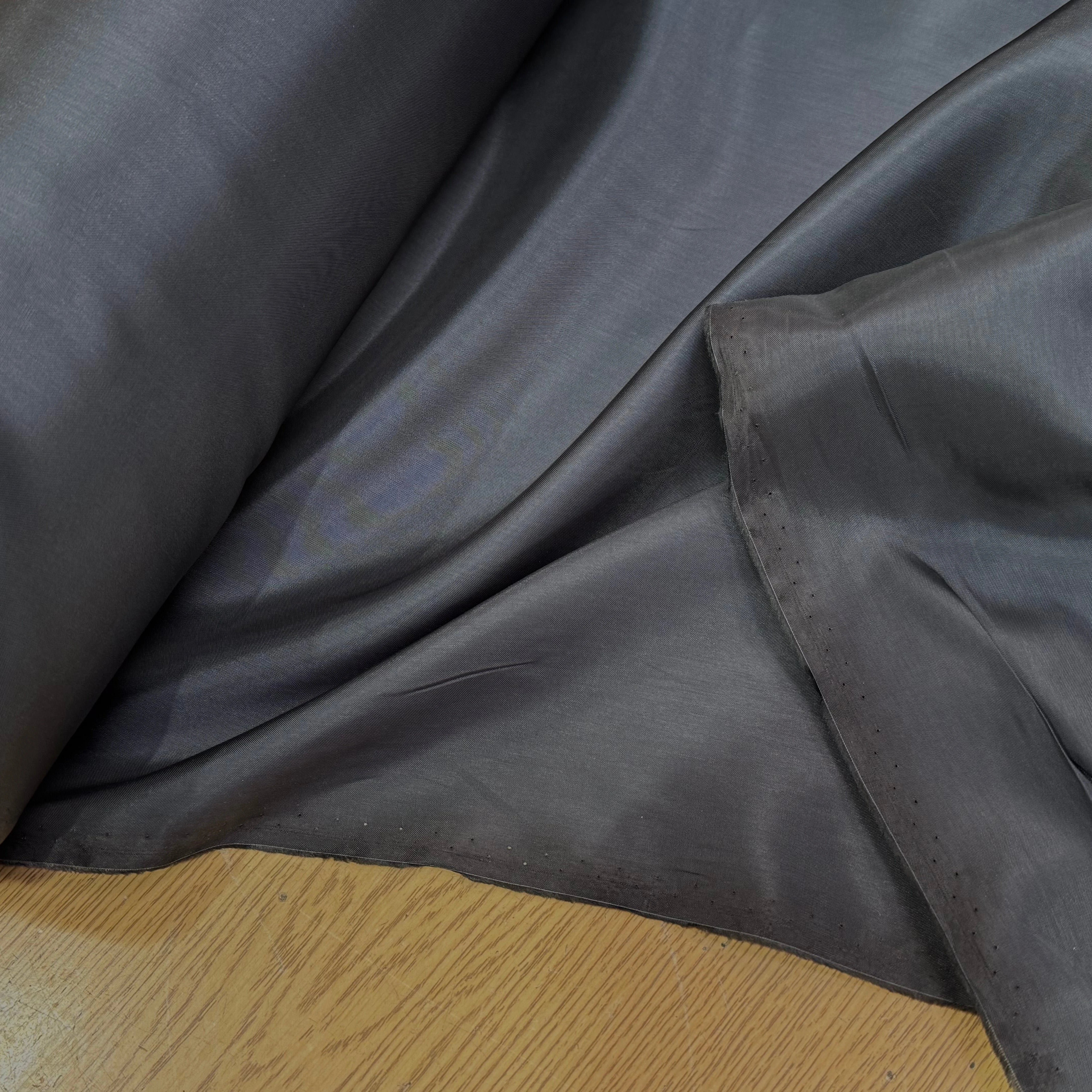 DOUBLURE FROIDE ET LISSE ACETATE CUPRO ANTHRACITE GRIS FONCÉ 38% CUPRO - My Little Coupon
