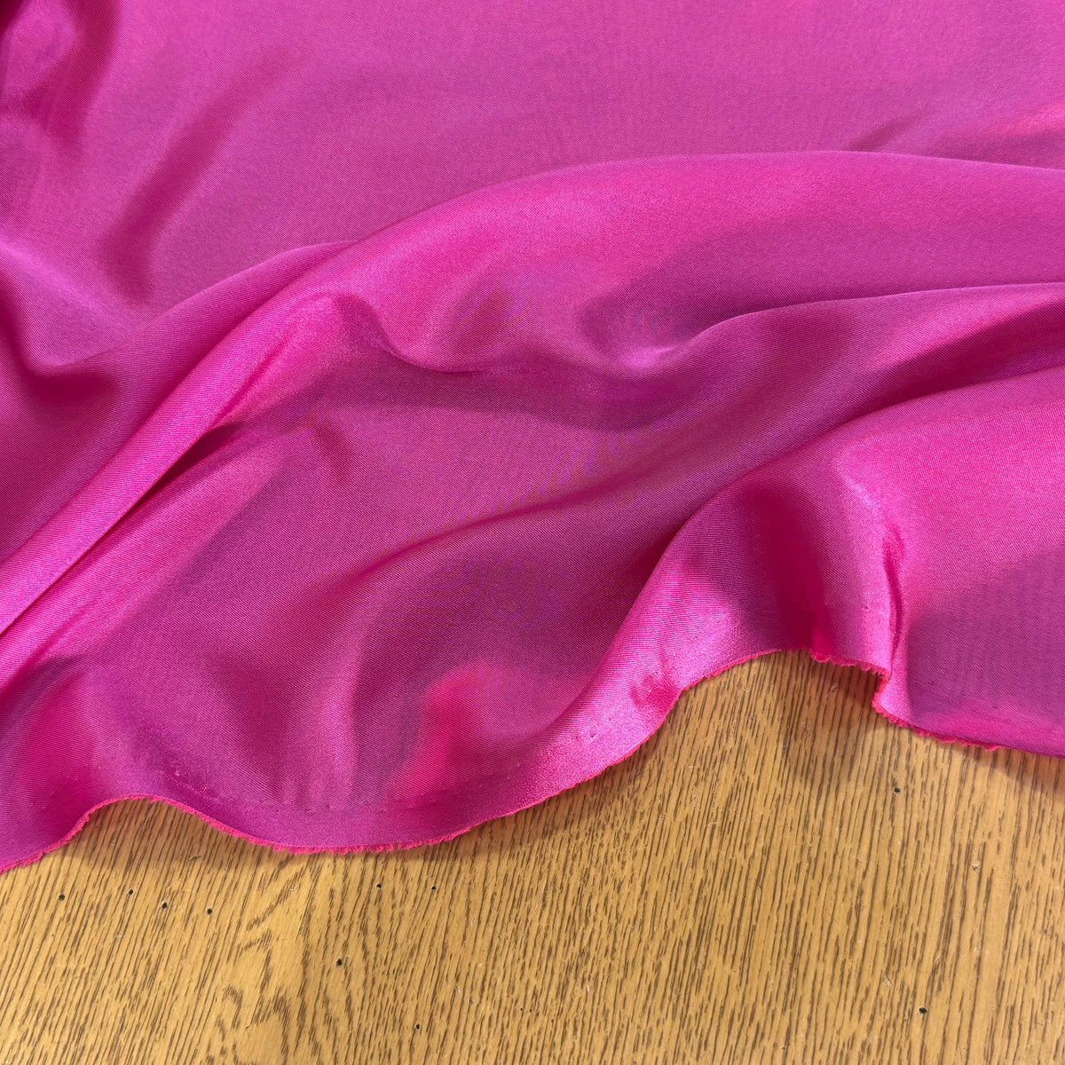 DOUBLURE LÉGÈREMENT SATINÉE ET STRETCH ROSE BARBIE - My Little Coupon