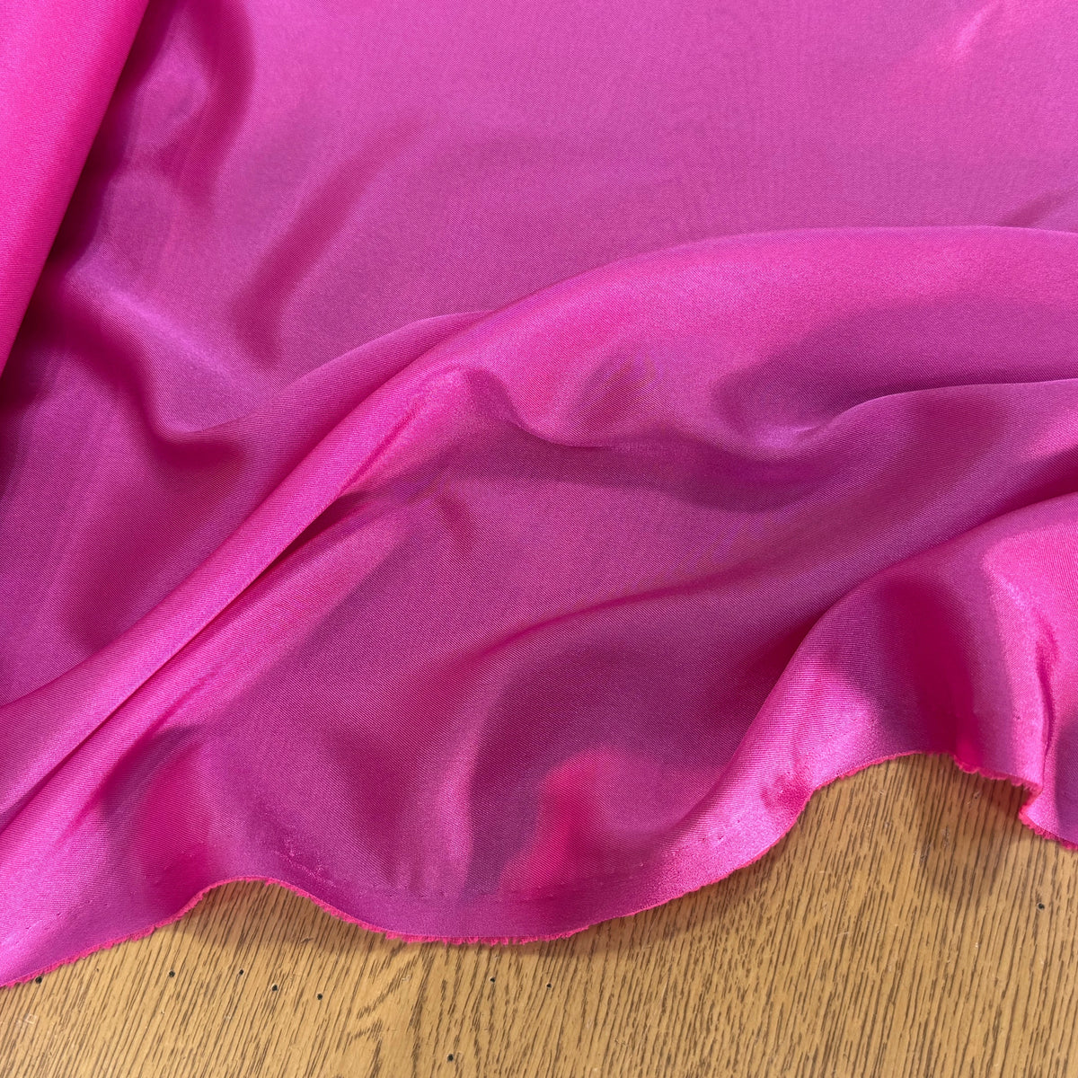 DOUBLURE LÉGÈREMENT SATINÉE ET STRETCH ROSE BARBIE - My Little Coupon