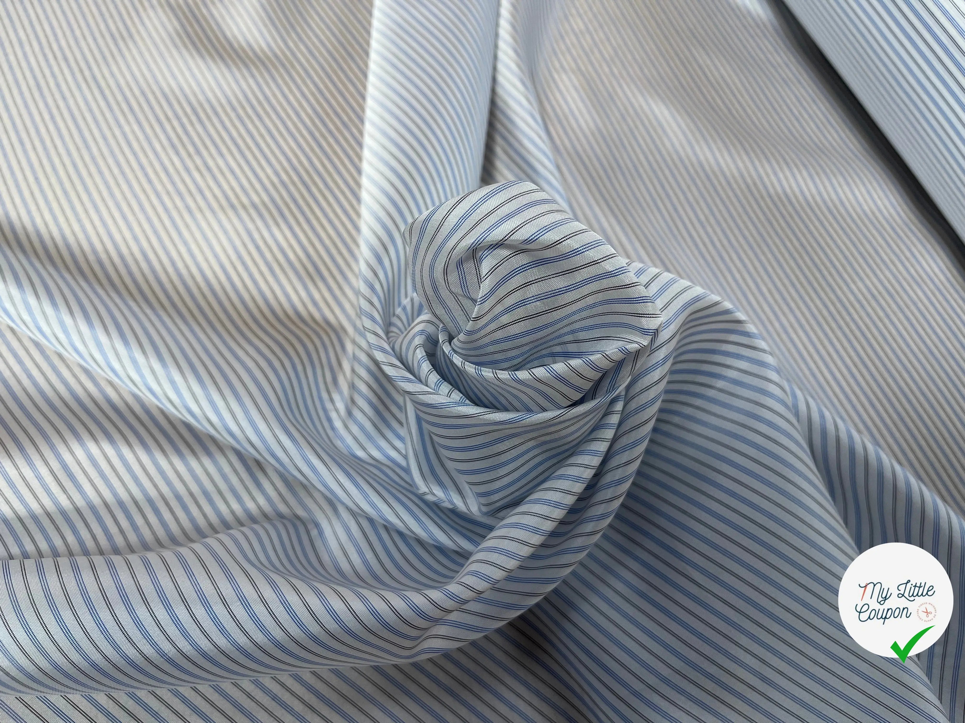 DOUBLURE MIGNONNETTE ACV A RAYURE BLEUE GRISE FOND BLANC - My Little Coupon