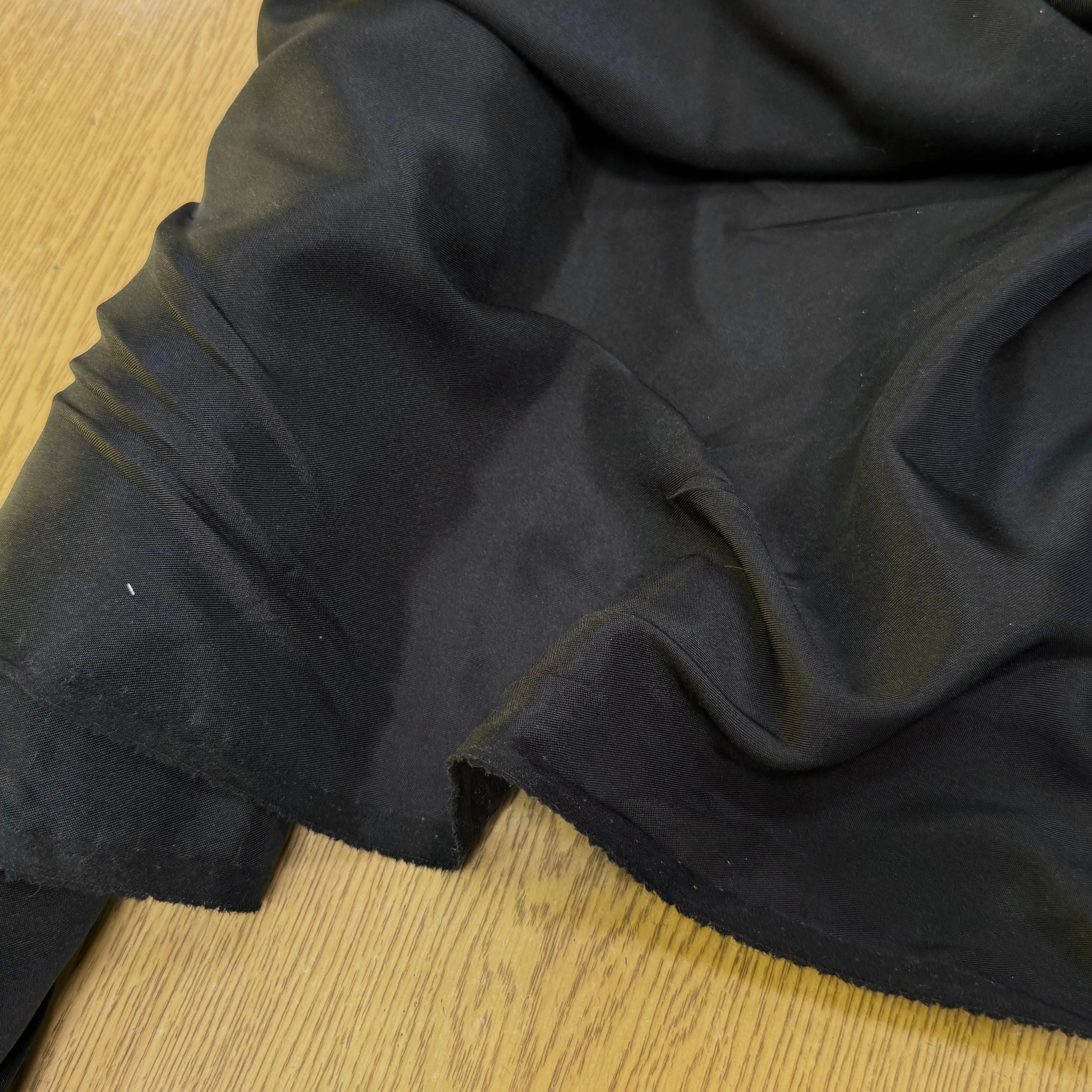 DOUBLURE SATINÉE STRETCH NOIR 62% ACETATE - My Little Coupon