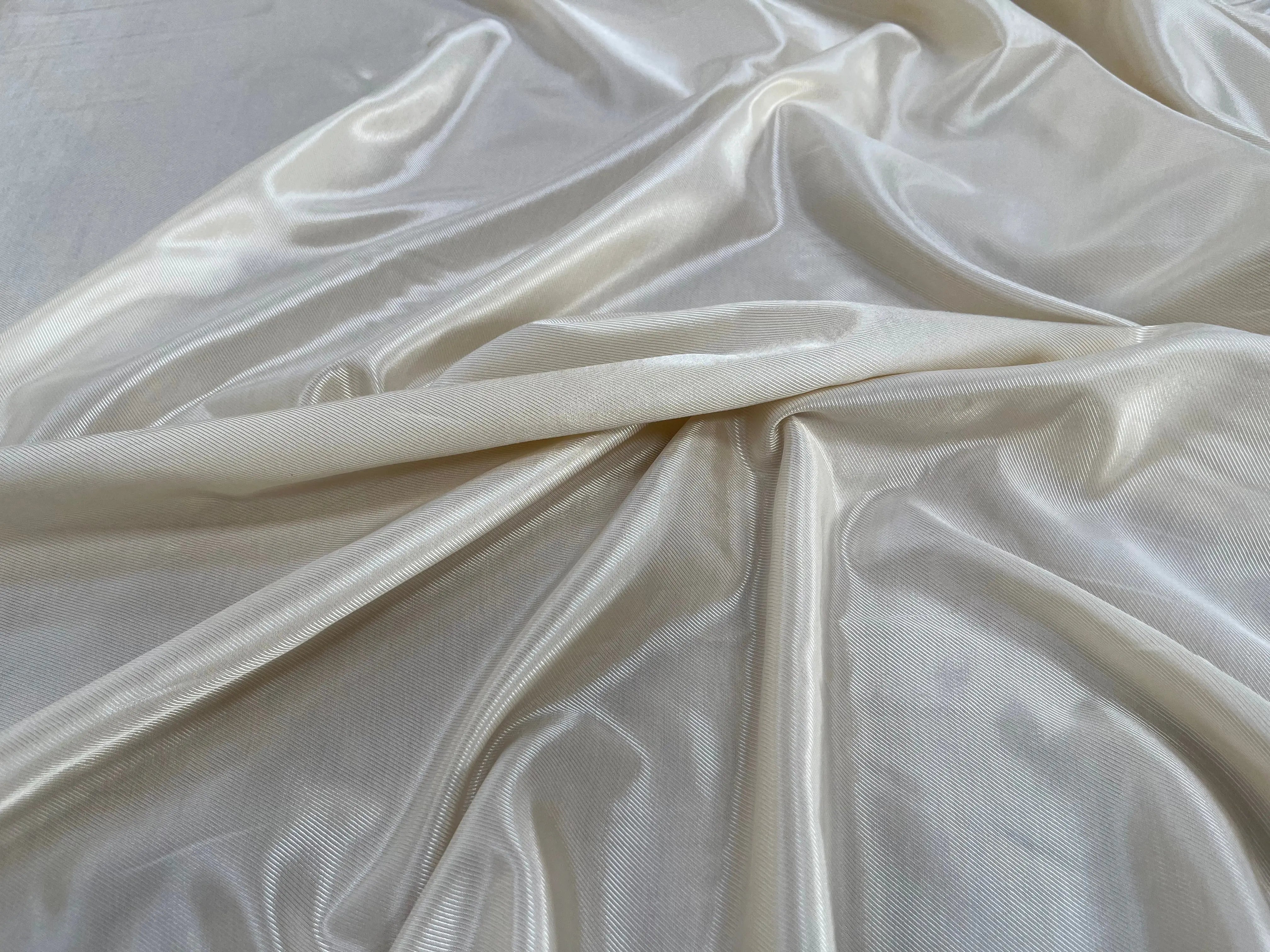 DOUBLURE VISCOSE UNI BEIGE SERGÉE LISSE - My Little Coupon