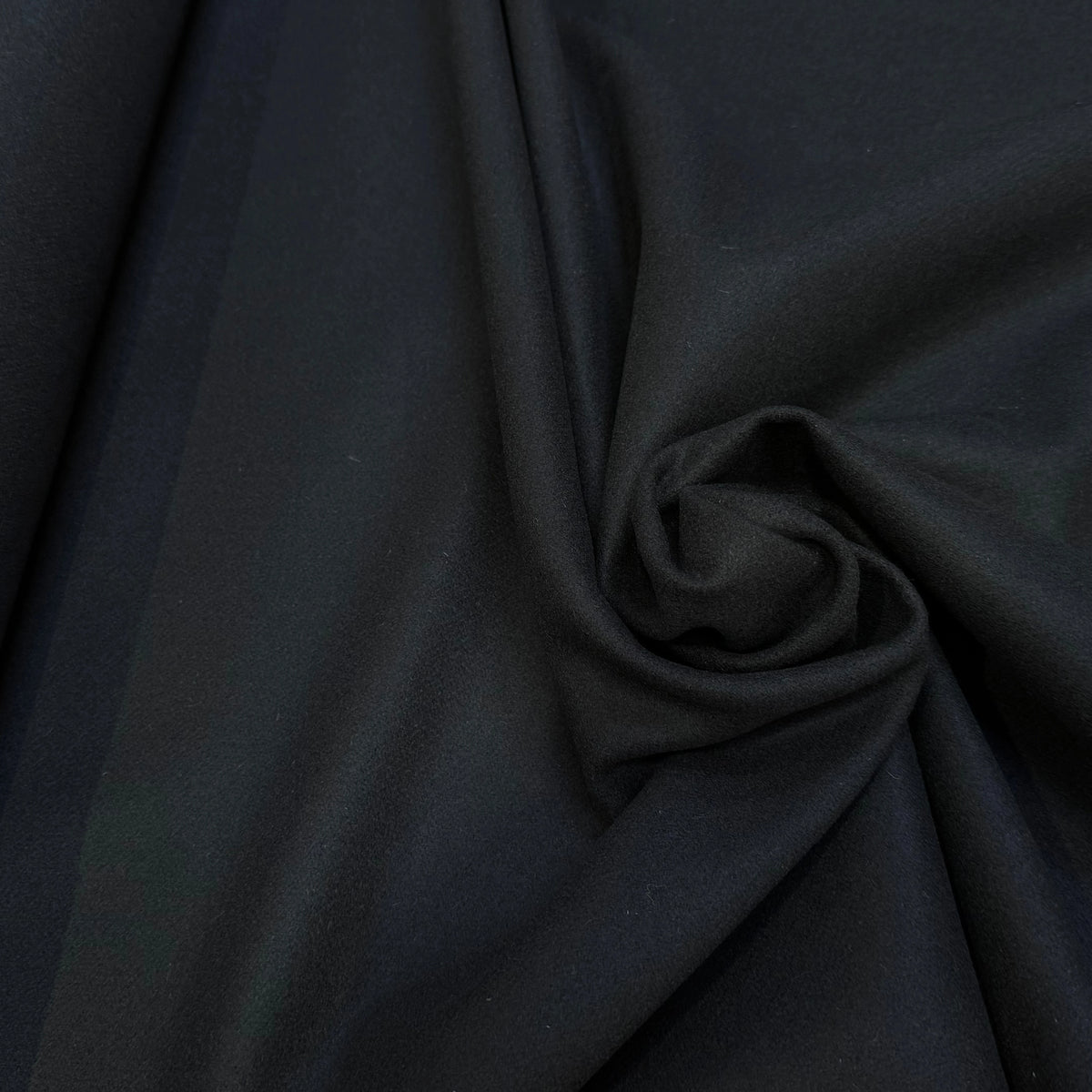 DRAP DE LAINE NOIR PROFOND NOBLE 85% LAINE - My Little Coupon