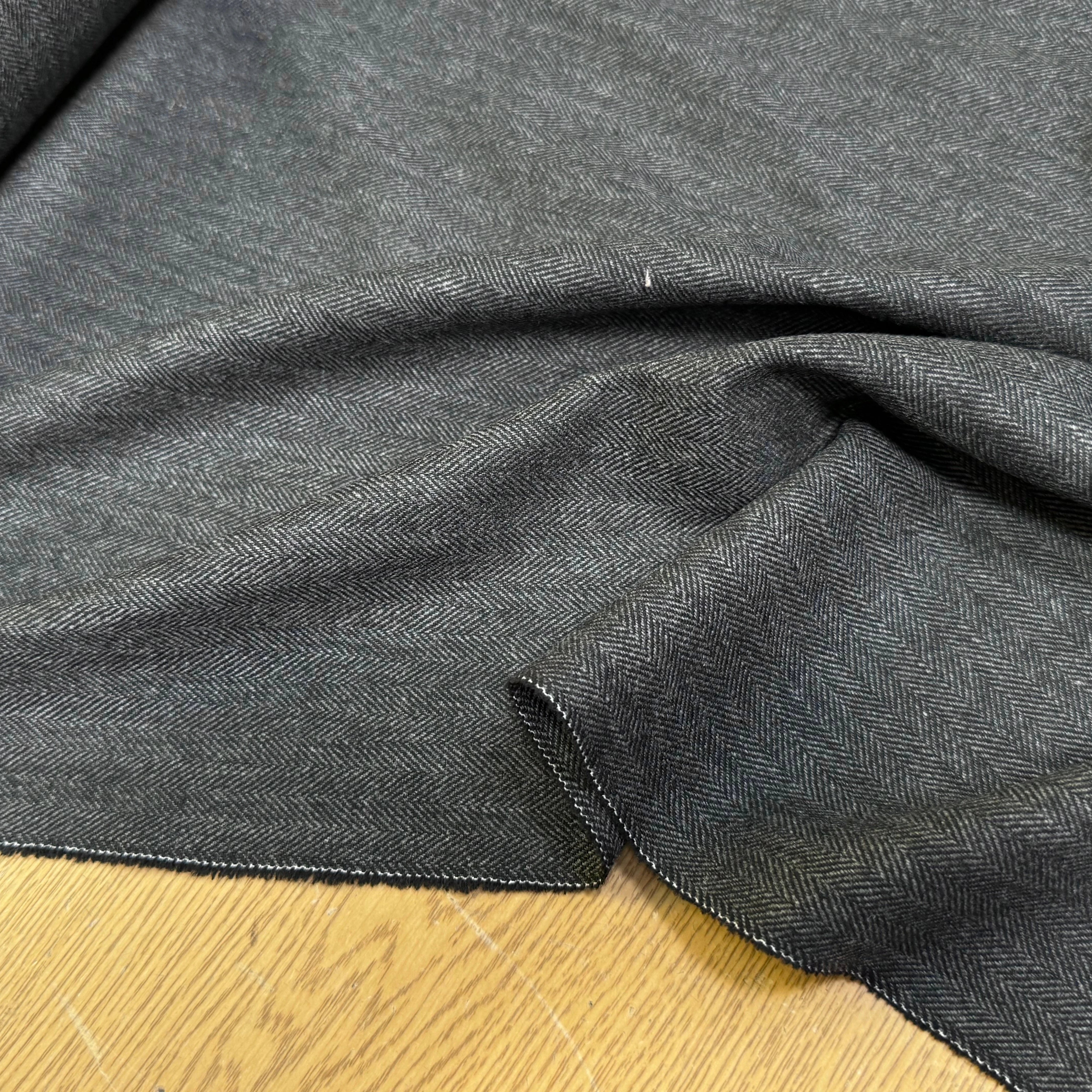DRAPERIE CHEVRON POLYVISCOSE ET LAINE GRISE TENUE REMARQUABLE 40% LAINE - My Little Coupon
