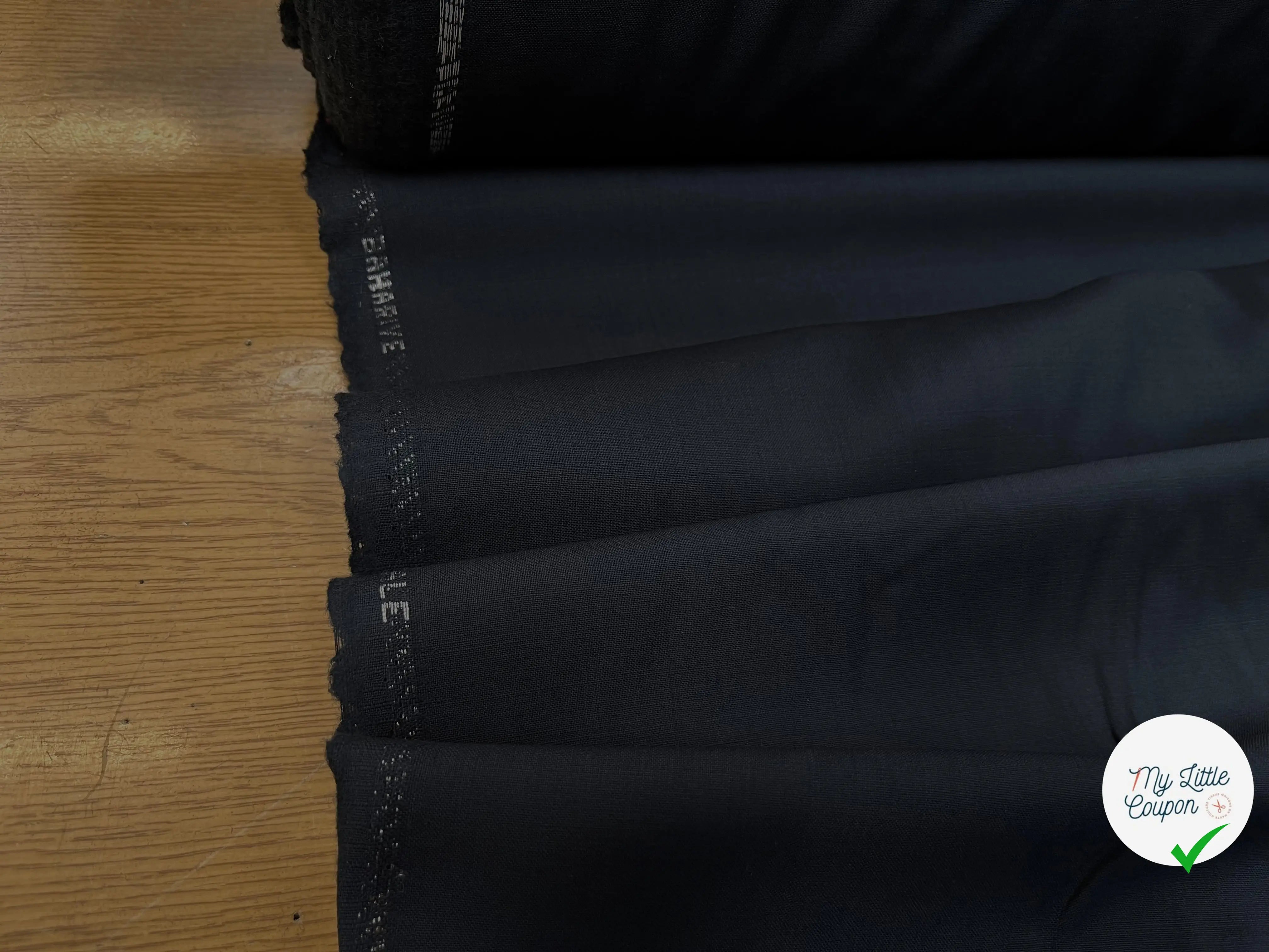 DRAPERIE DE LAINE BLEU MARINE DEPERLANTE - My Little Coupon