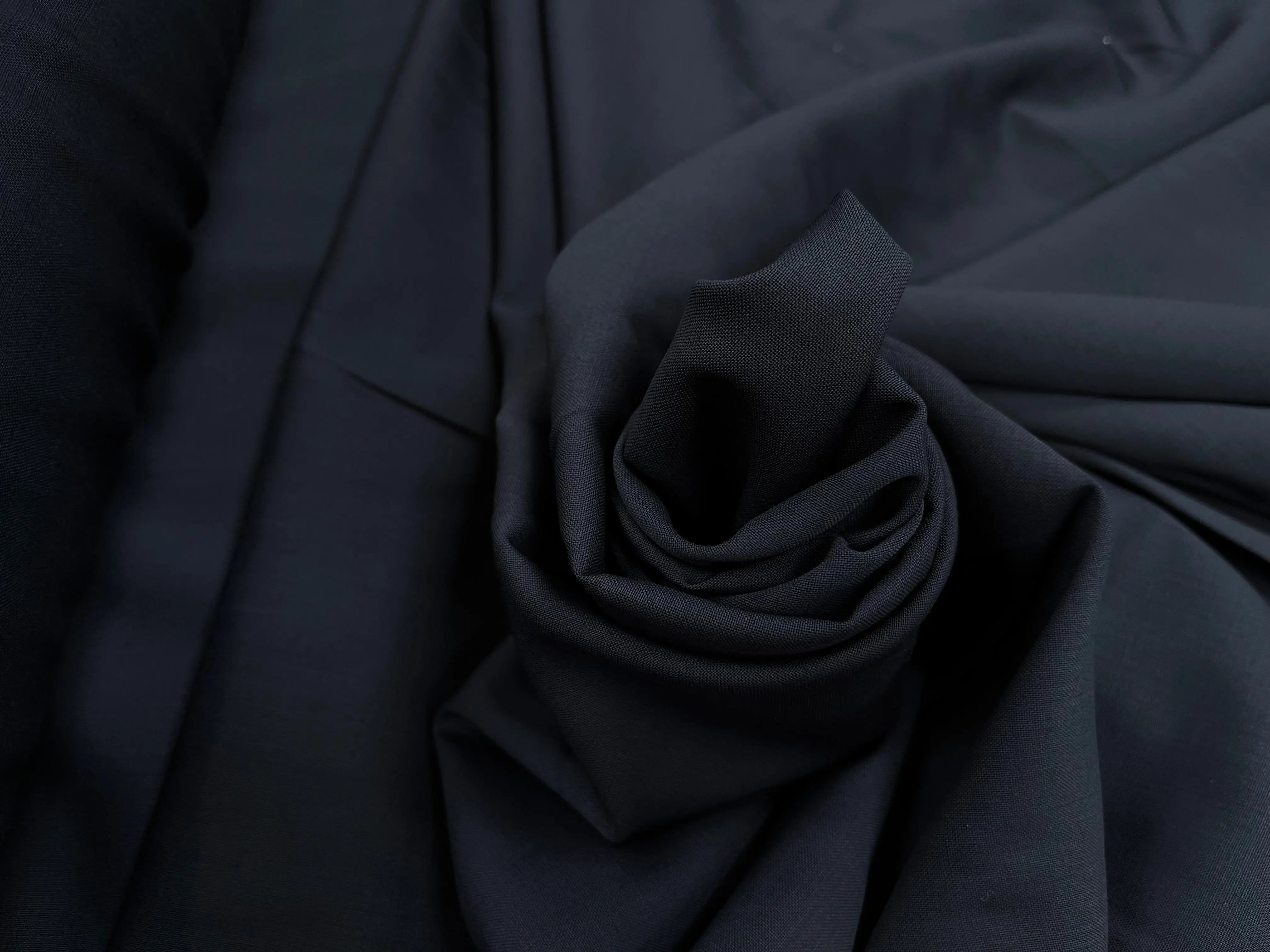 DRAPERIE DE LAINE BLEU MARINE DEPERLANTE - My Little Coupon