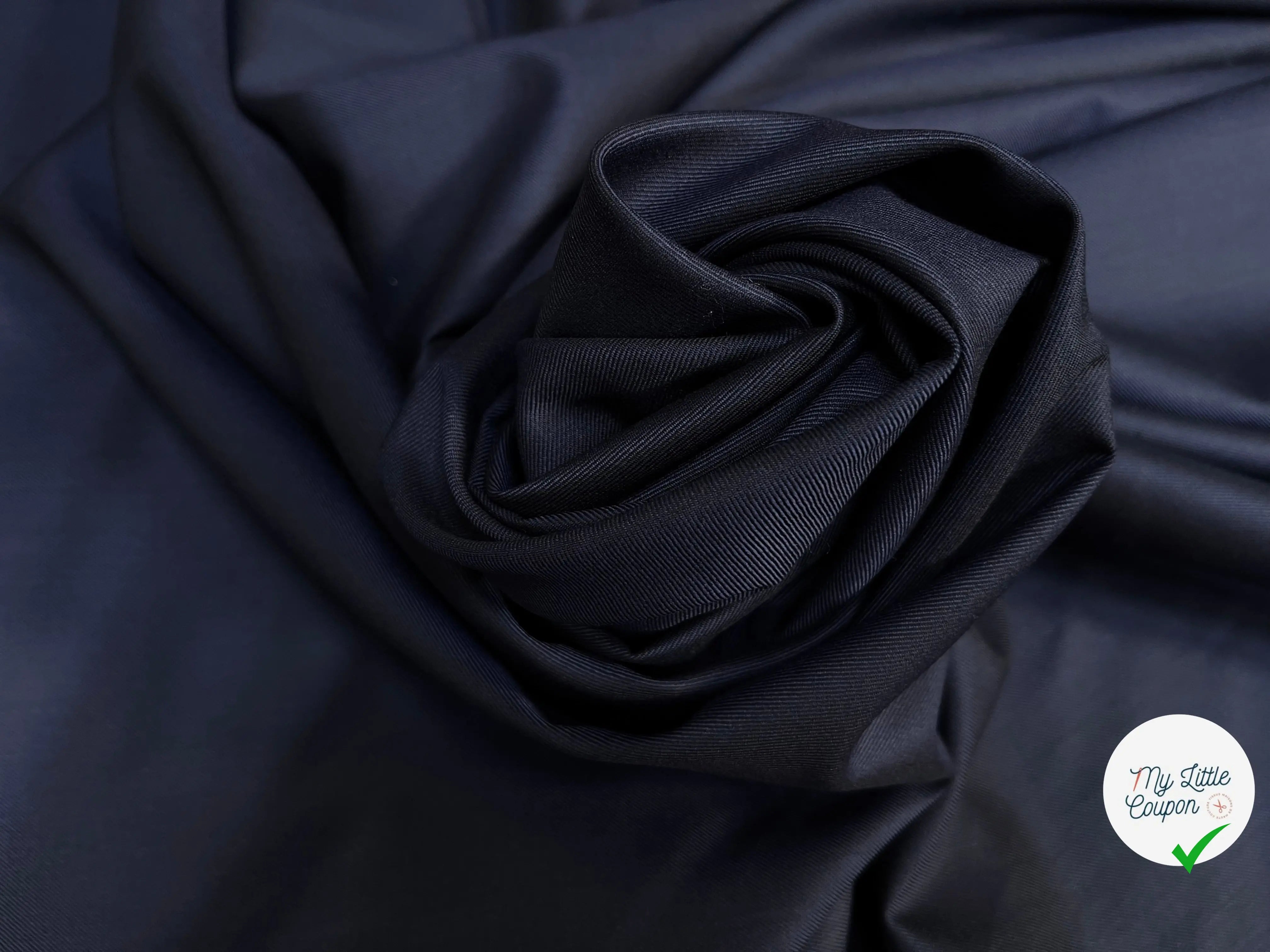 DRAPERIE DE LAINE BLEU MARINE - My Little Coupon