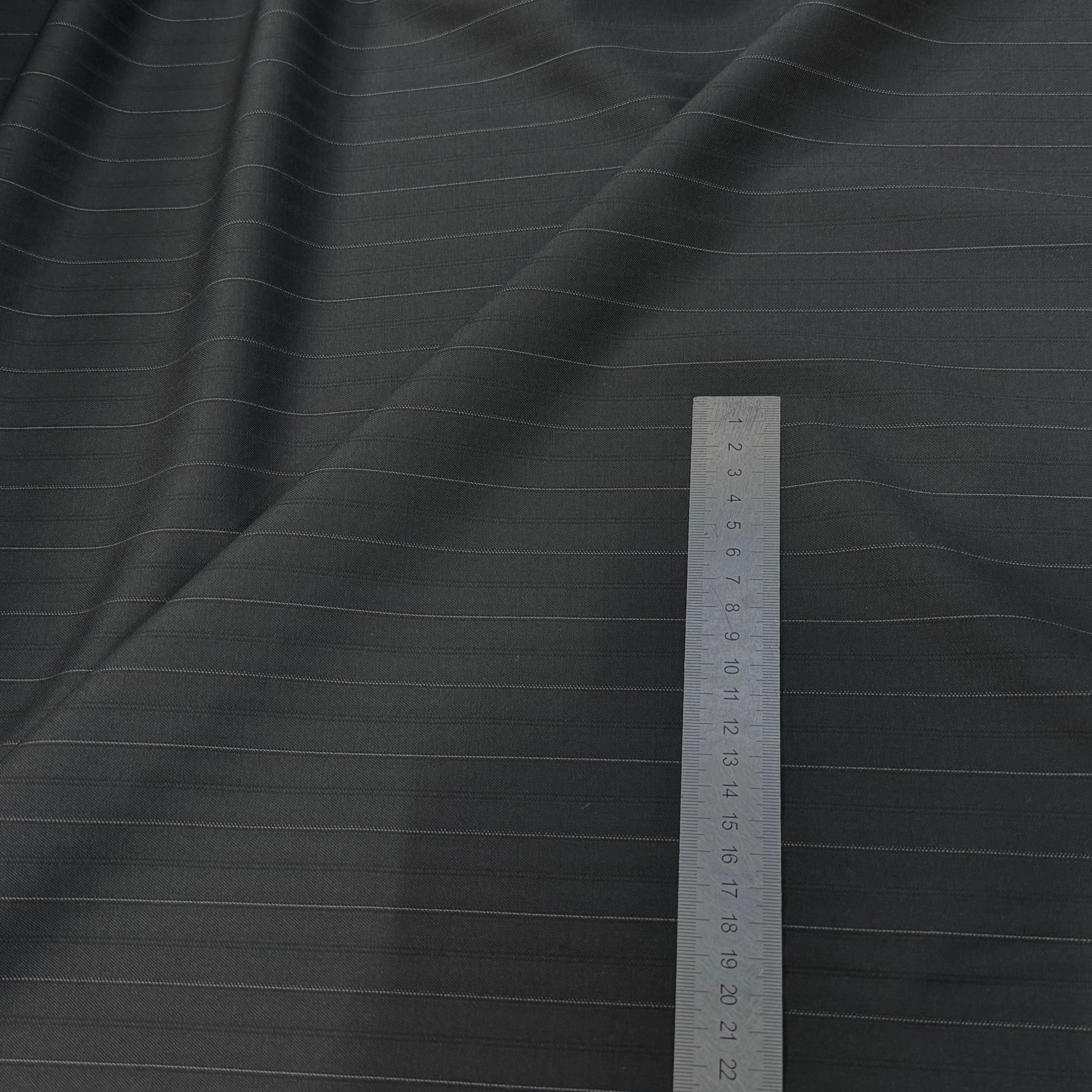 DRAPERIE DE LAINE NOIR SUPERBE RAYURES HORIZONTALES - My Little Coupon