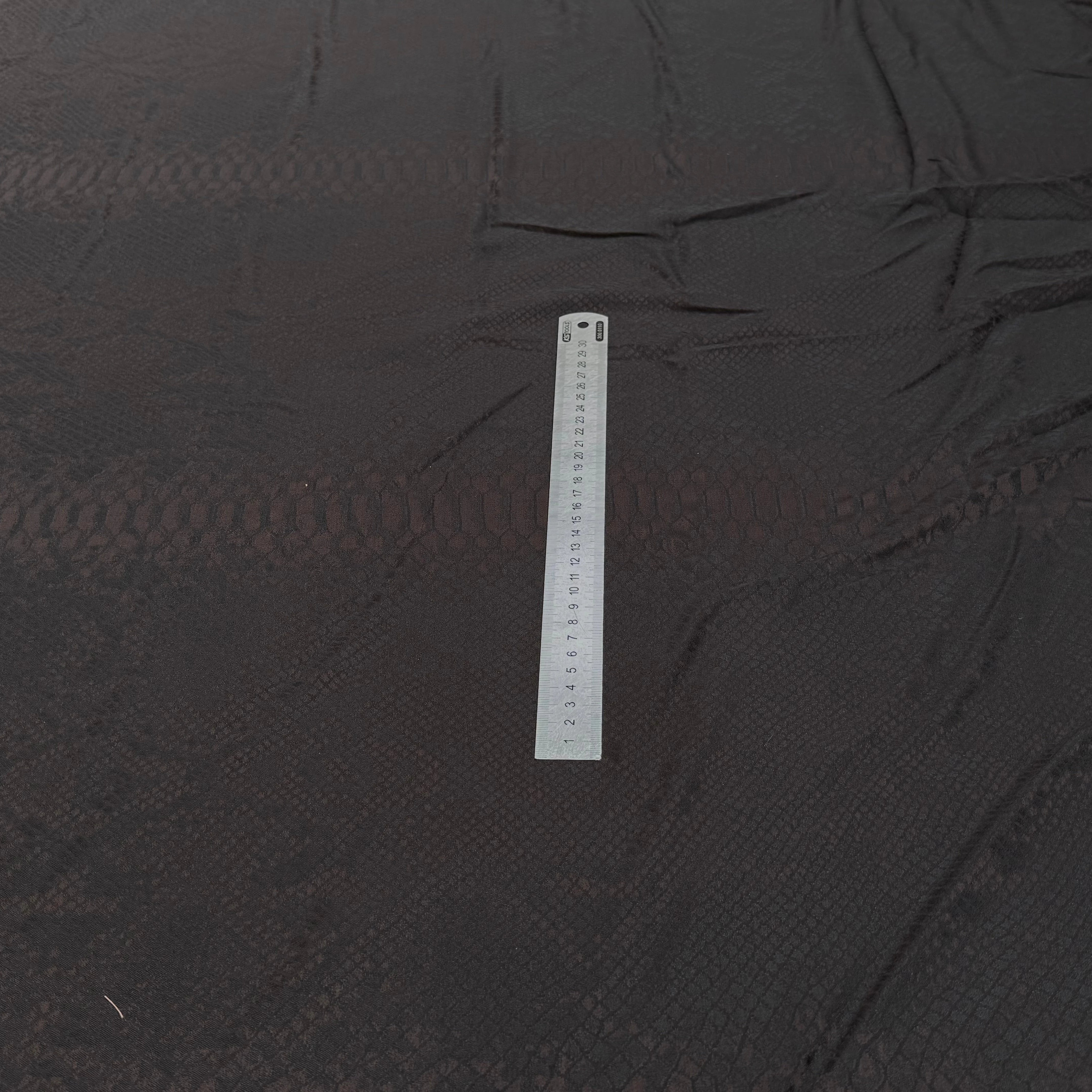 DRAPERIE DE LAINE PYTHON MARRON NOIR LÉGÈREMENT SATINÉE TRÈS CHIC - My Little Coupon