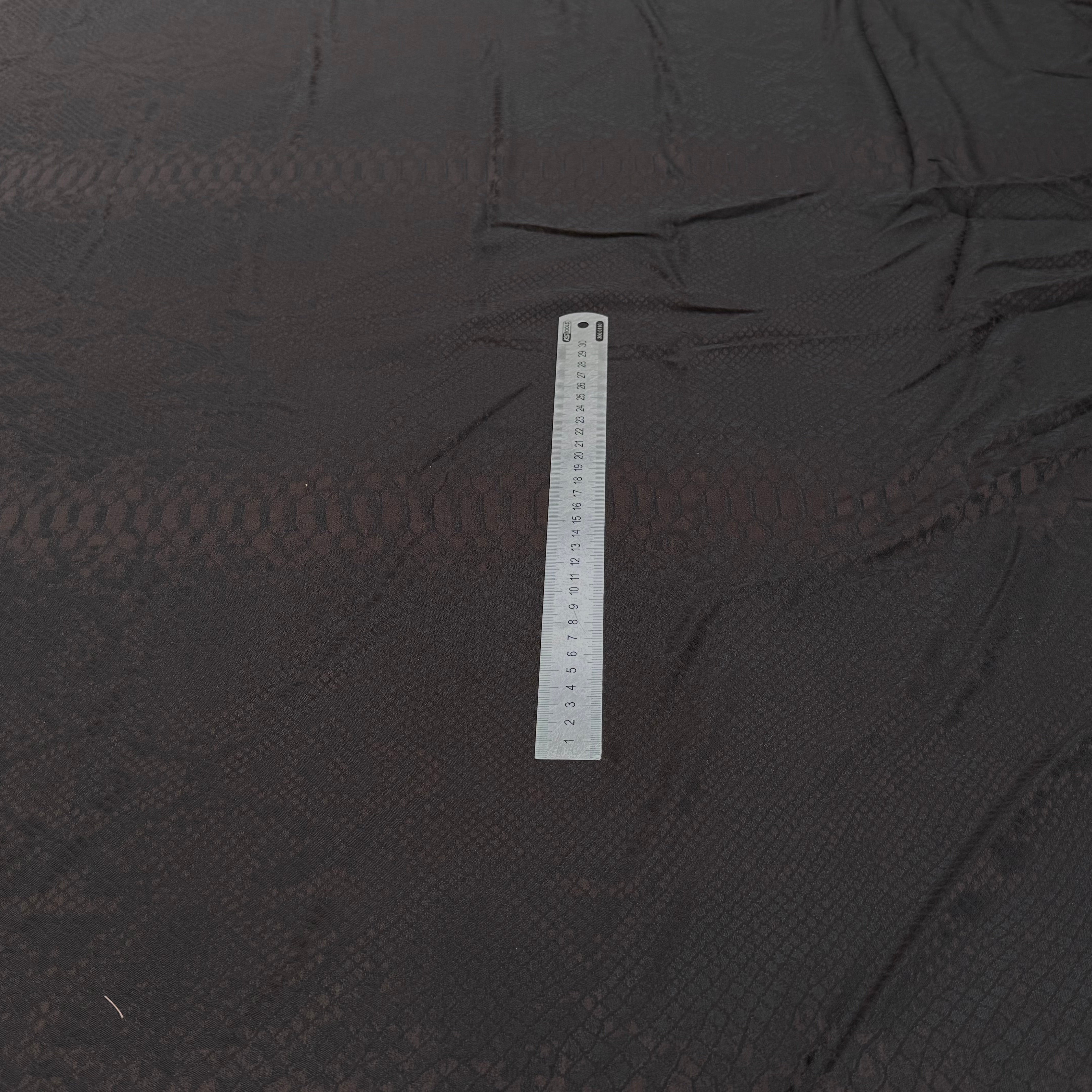 DRAPERIE DE LAINE PYTHON MARRON NOIR LÉGÈREMENT SATINÉE TRÈS CHIC - My Little Coupon