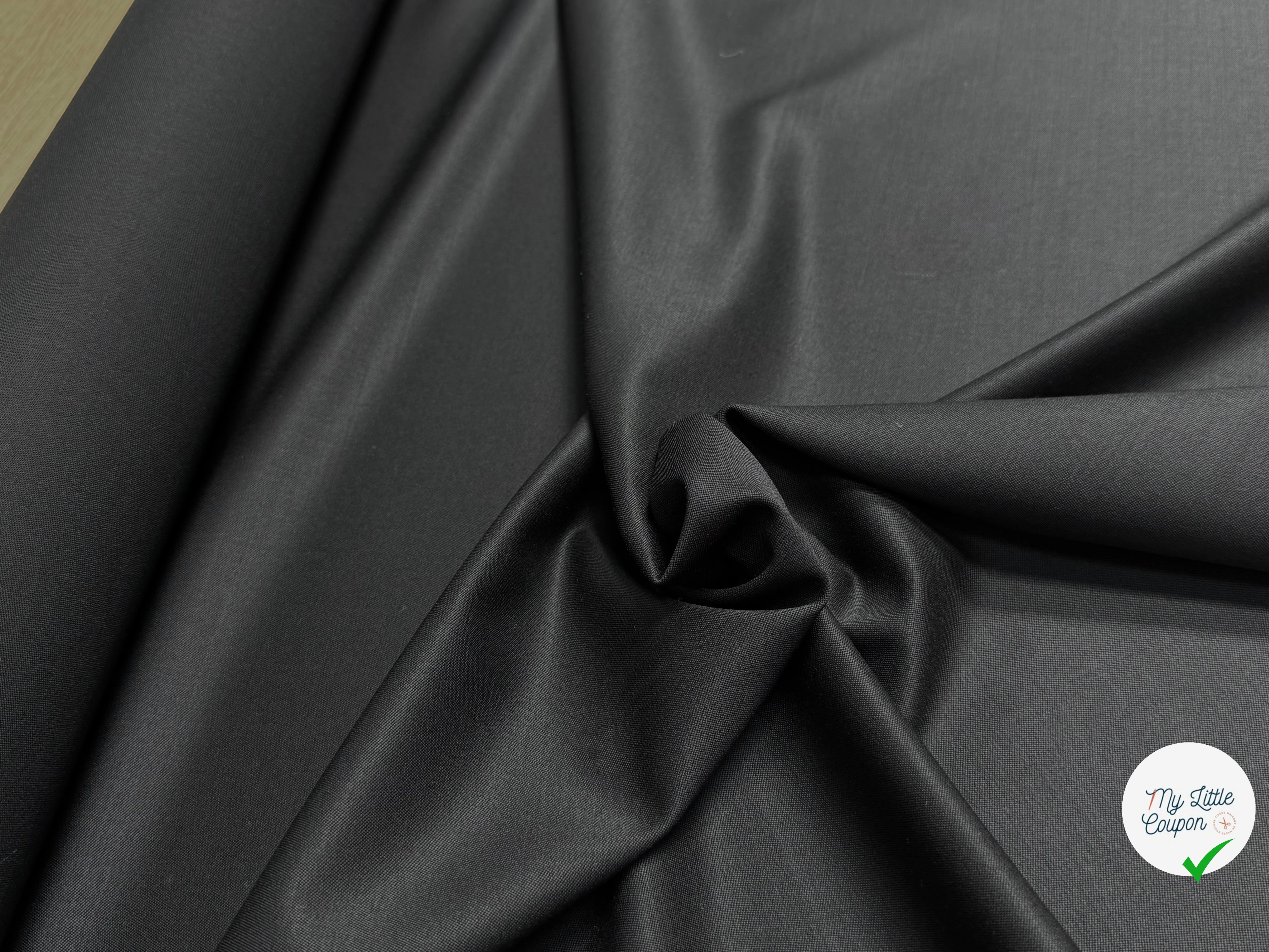 DRAPERIE DE LAINE STRETCH BEAU TOMBÉ ULTRA BELLE NOIR LÉGÈREMENT SATINÉ - My Little Coupon