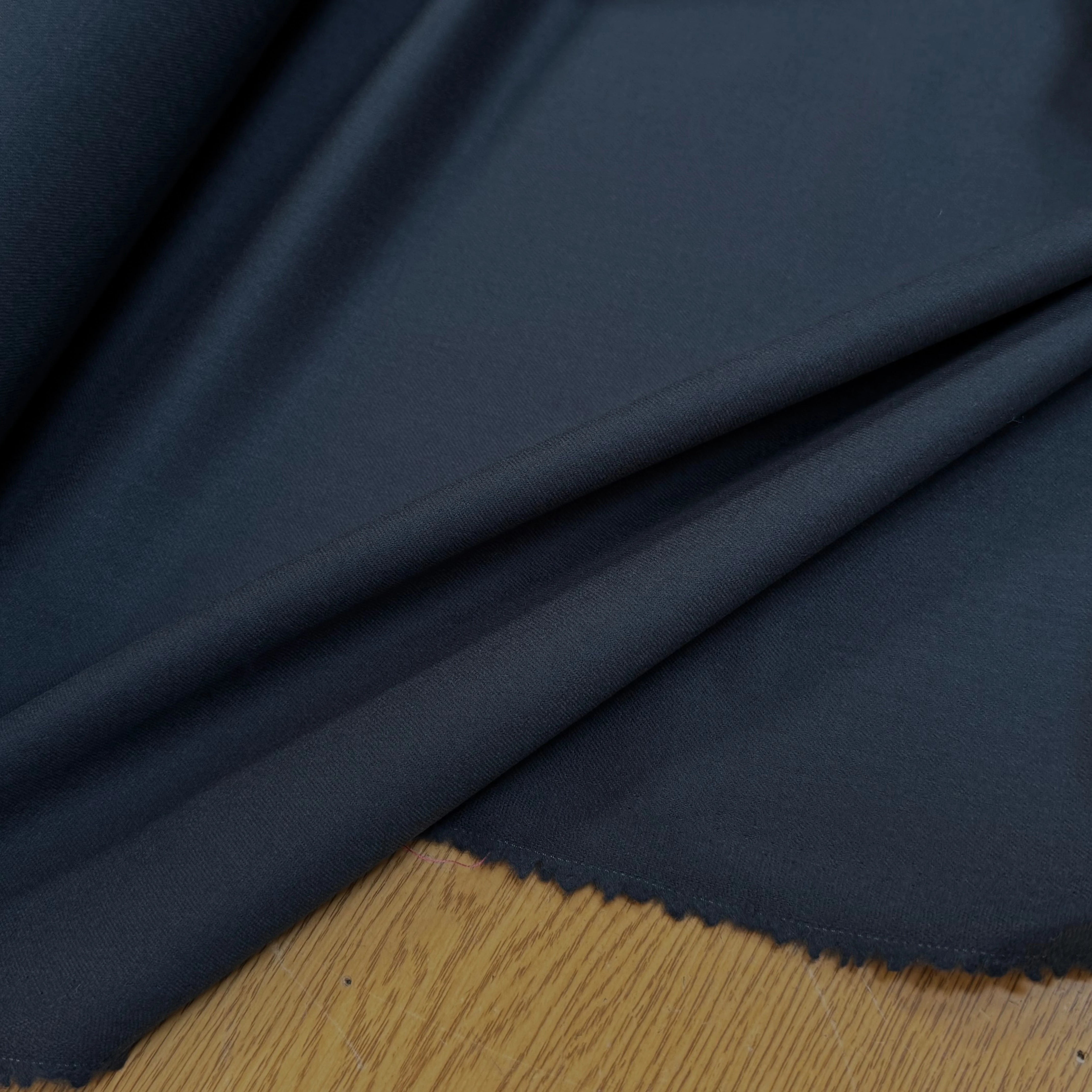 DRAPERIE DE LAINE STRETCH TOUCHER RAFFINÉ BLEU GRIS - My Little Coupon