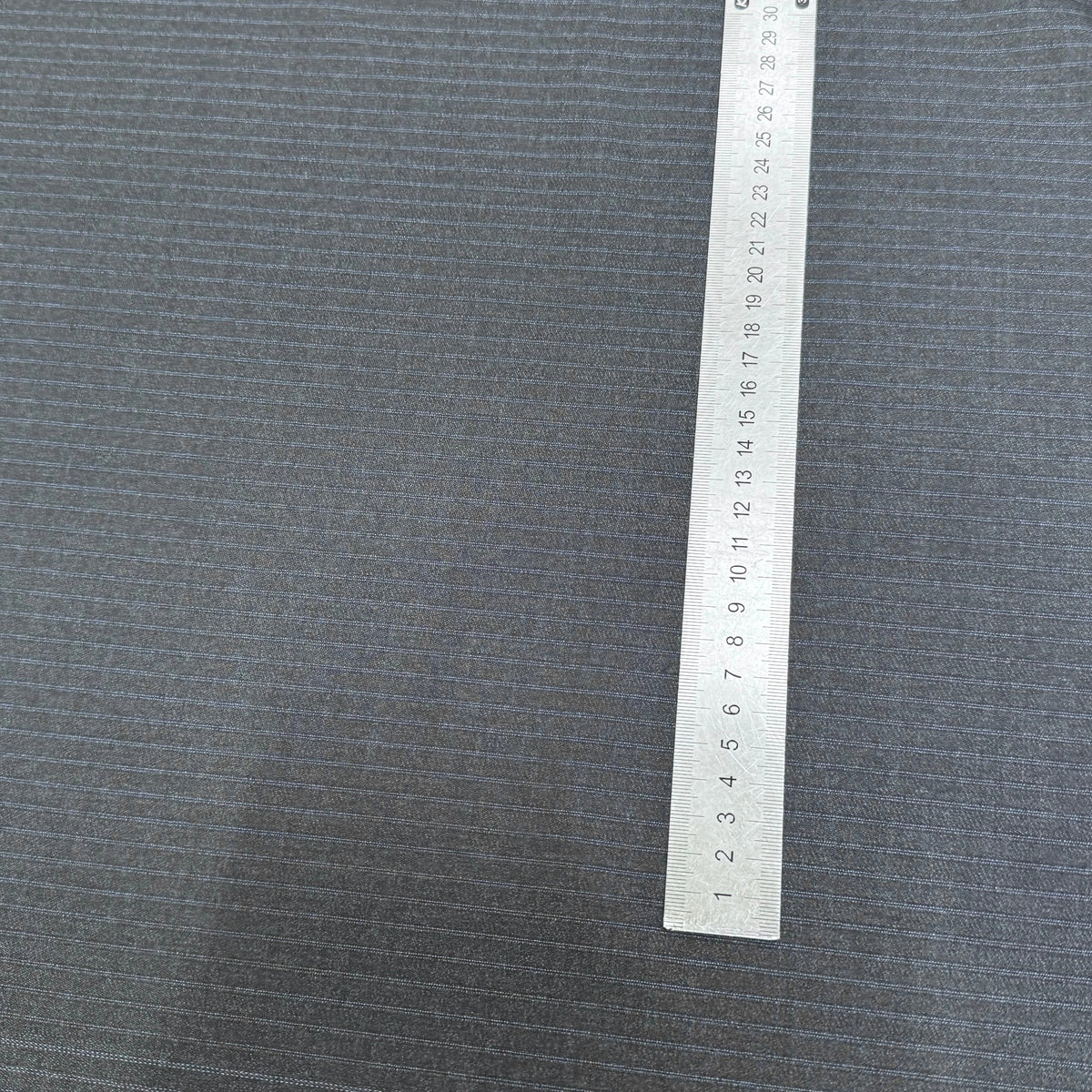 DRAPERIE DE LAINE SUPER 100'S GRIS RAYURES BLEUES TRÈS ÉLÉGANT - My Little Coupon