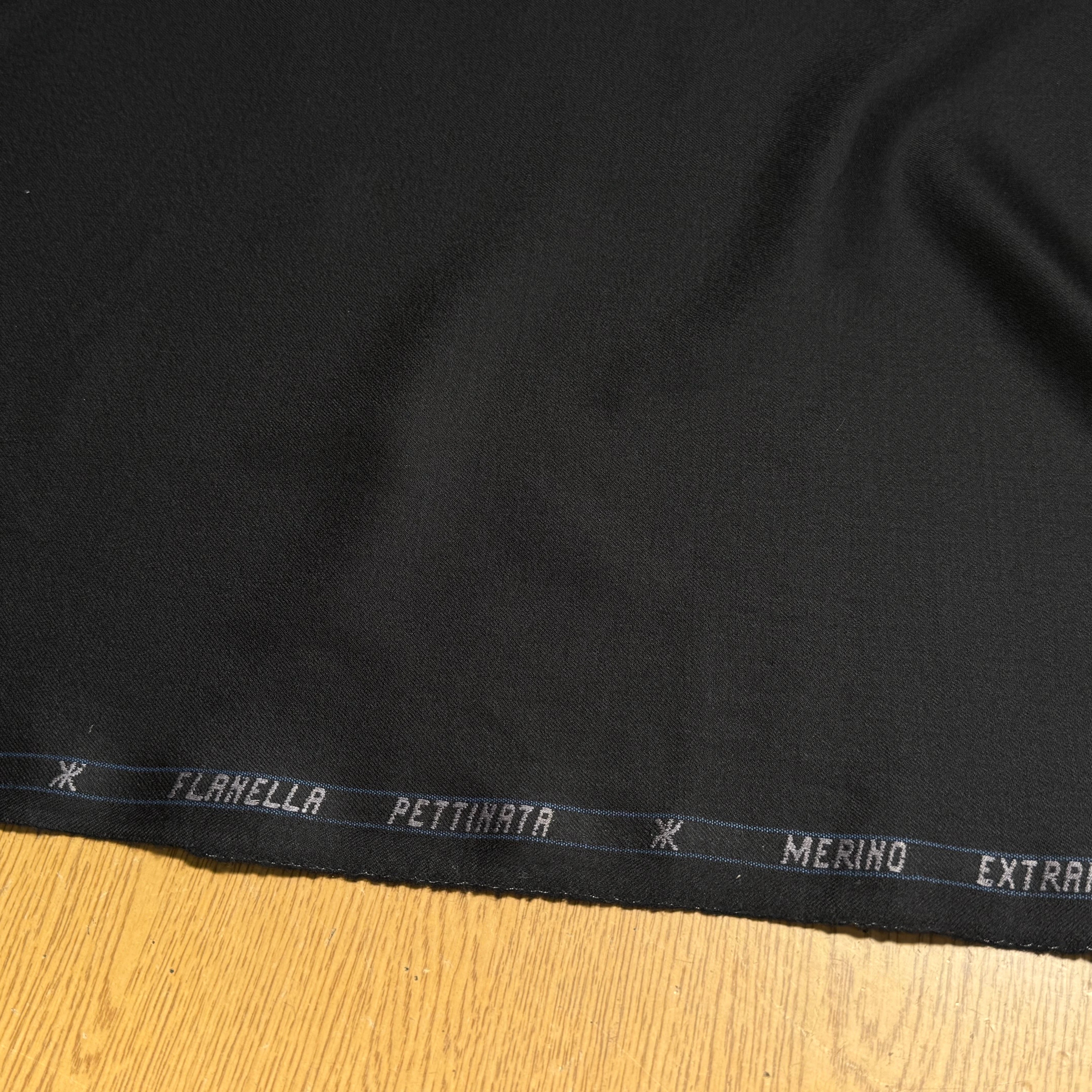 DRAPERIE FLANELLE DE LAINE SUBLIME NOIR - My Little Coupon