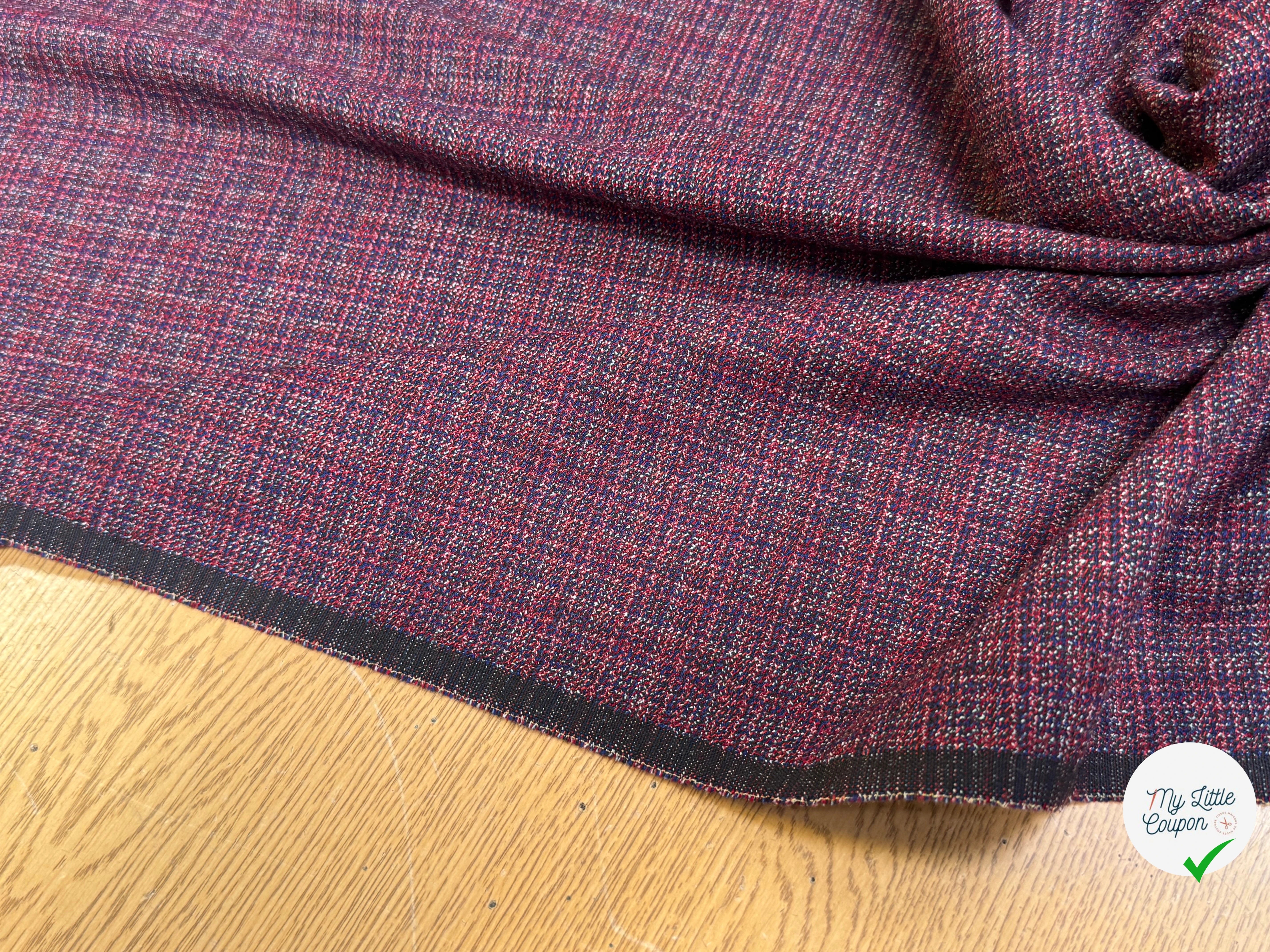 DRAPERIE POLYLAINE STRETCH TENUE ÉLÉGANTE ROUGE MULTICO - My Little Coupon