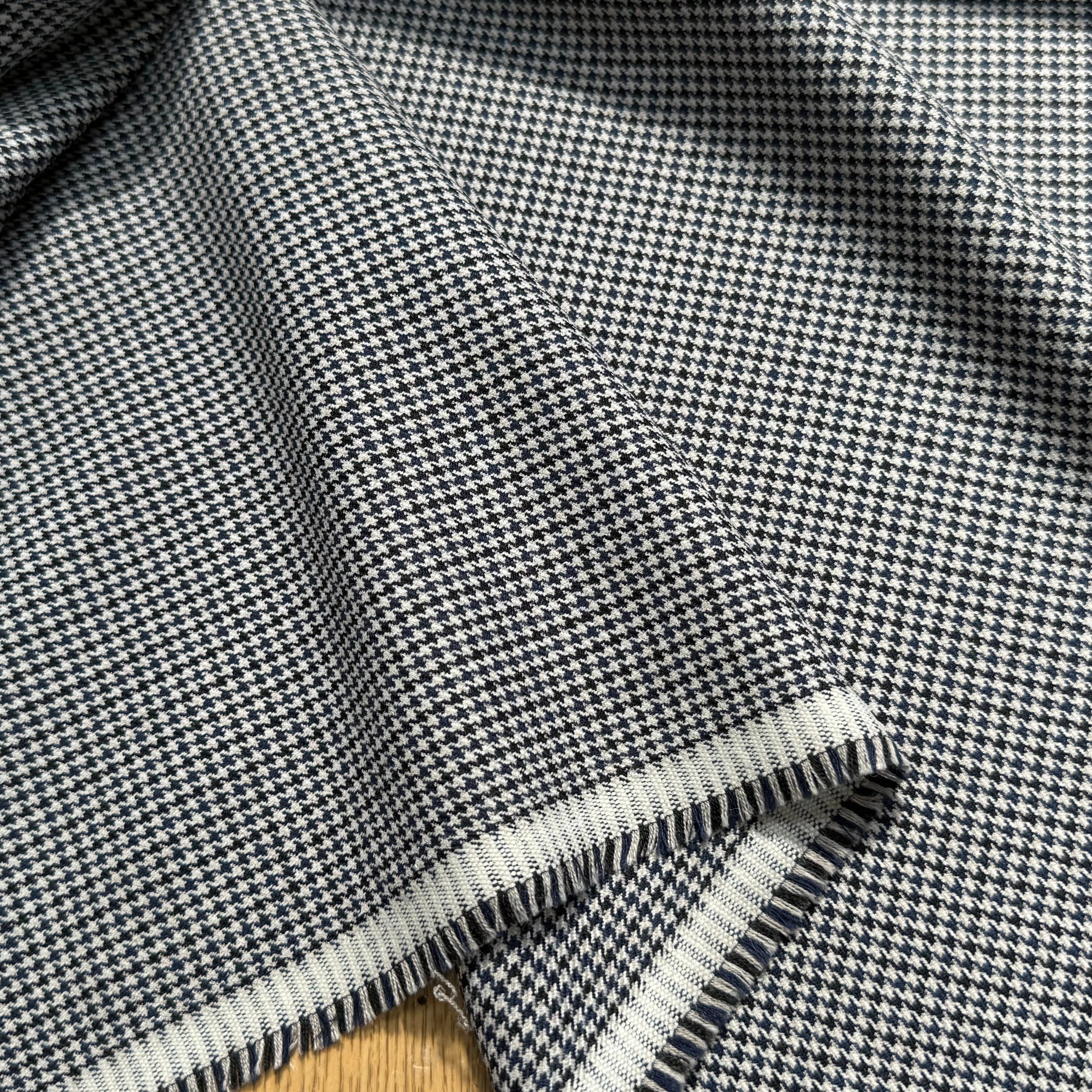 DRAPERIE POLYVISCOSE RAFFINÉE TRÈS BELLE TENUE MINI PIED DE COQ - My Little Coupon