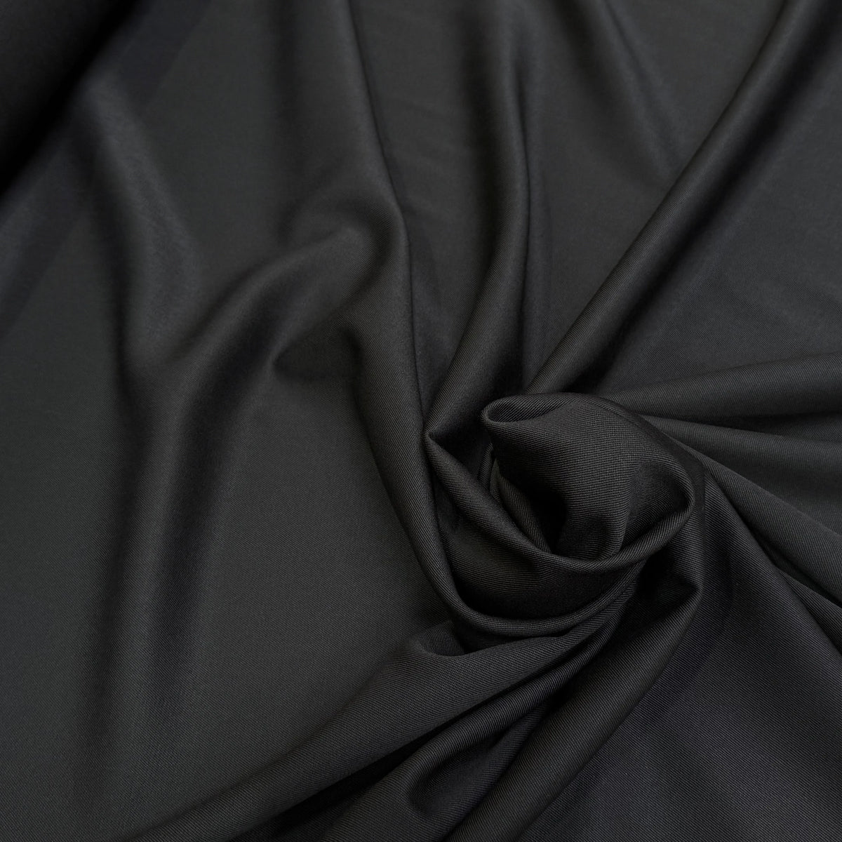 DRAPERIE SERGÉE POLYLAINE NOIR TOMBÉ SOYEUX - My Little Coupon