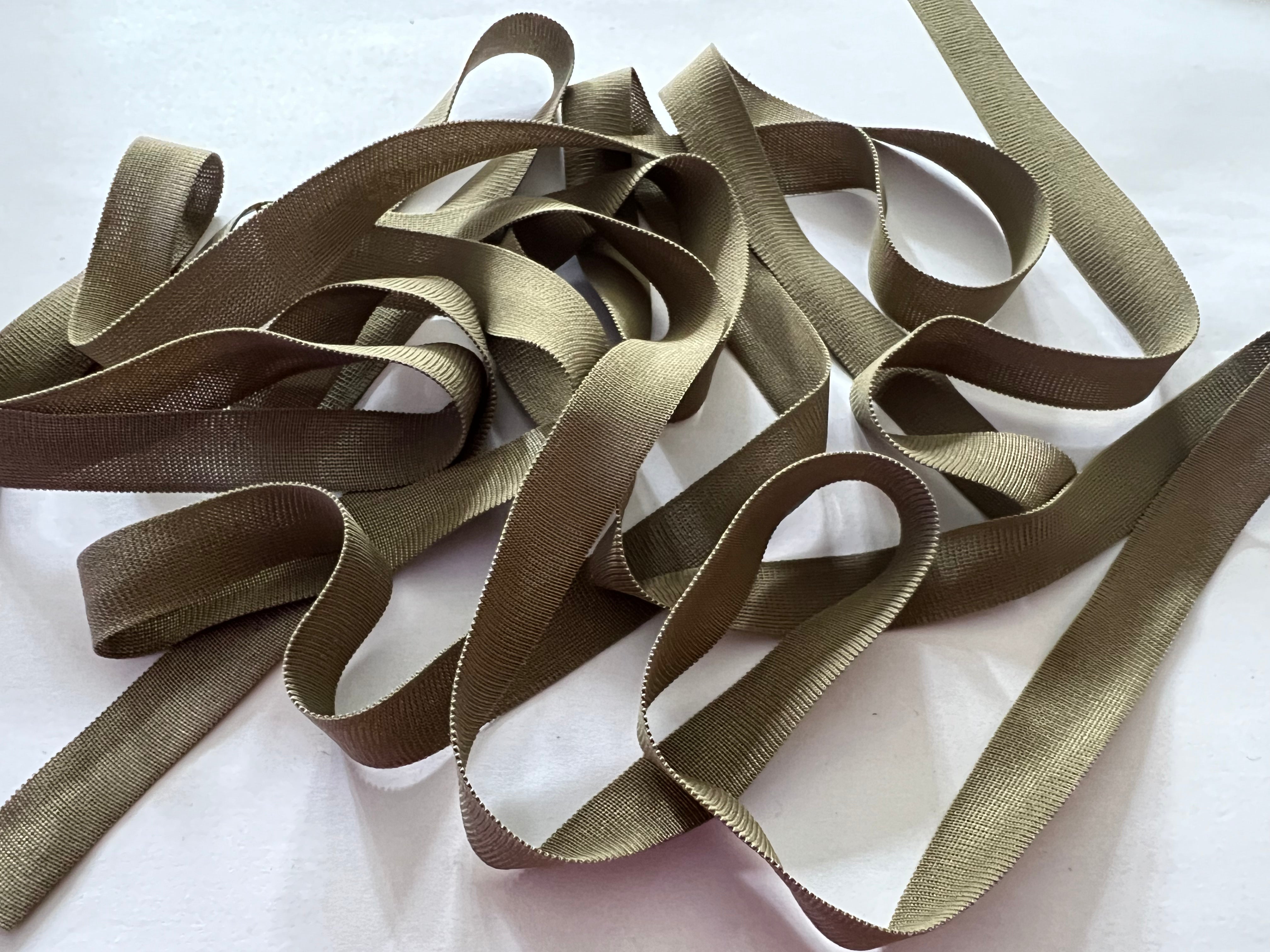 ÉLASTIQUE PLAT LINGERIE KAKI MOYEN 12mm le rouleau de 30m - My Little Coupon