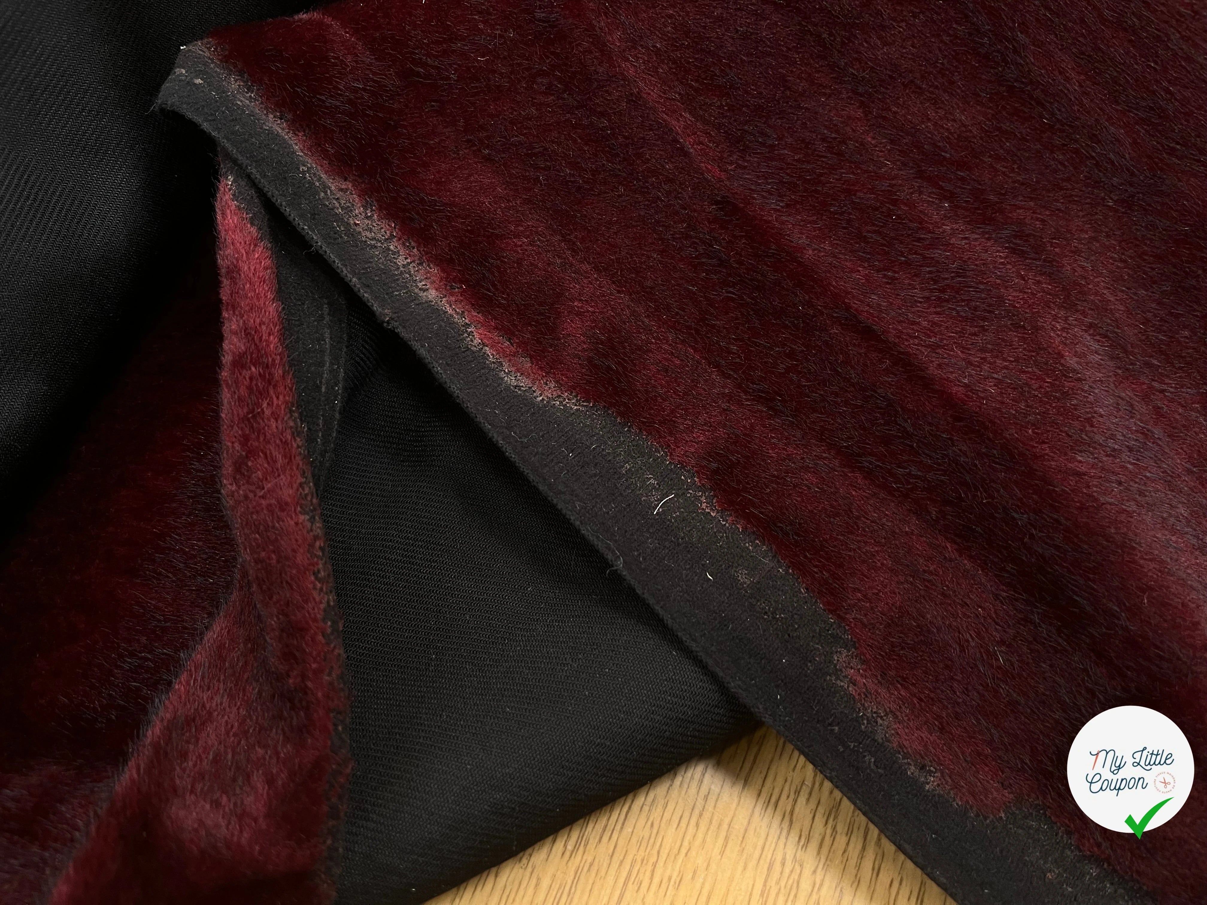 FAUSSE FOURRURE COULEUR VIN CONTRECOLLÉ 155CM - My Little Coupon