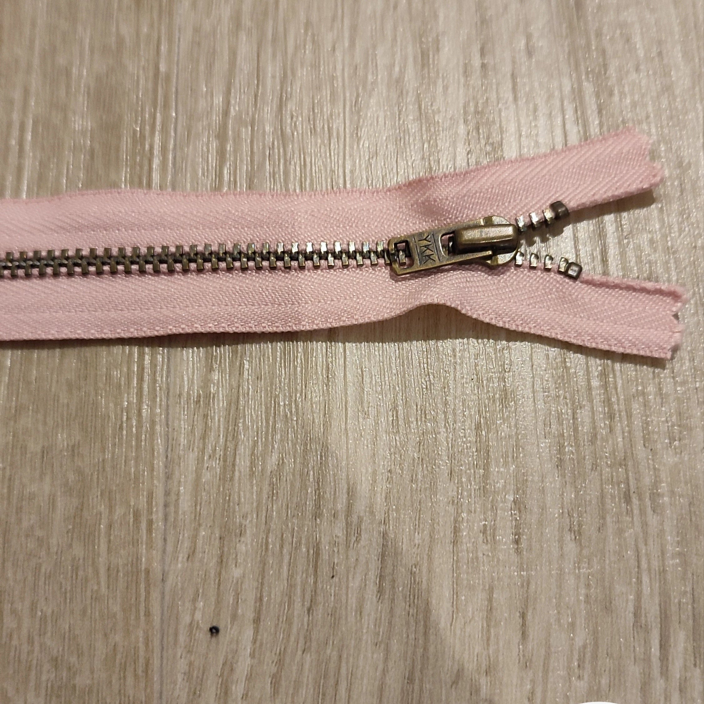 FERMETURE RIRI METAL NON SÉPARABLE 15CM ROSE - My Little Coupon