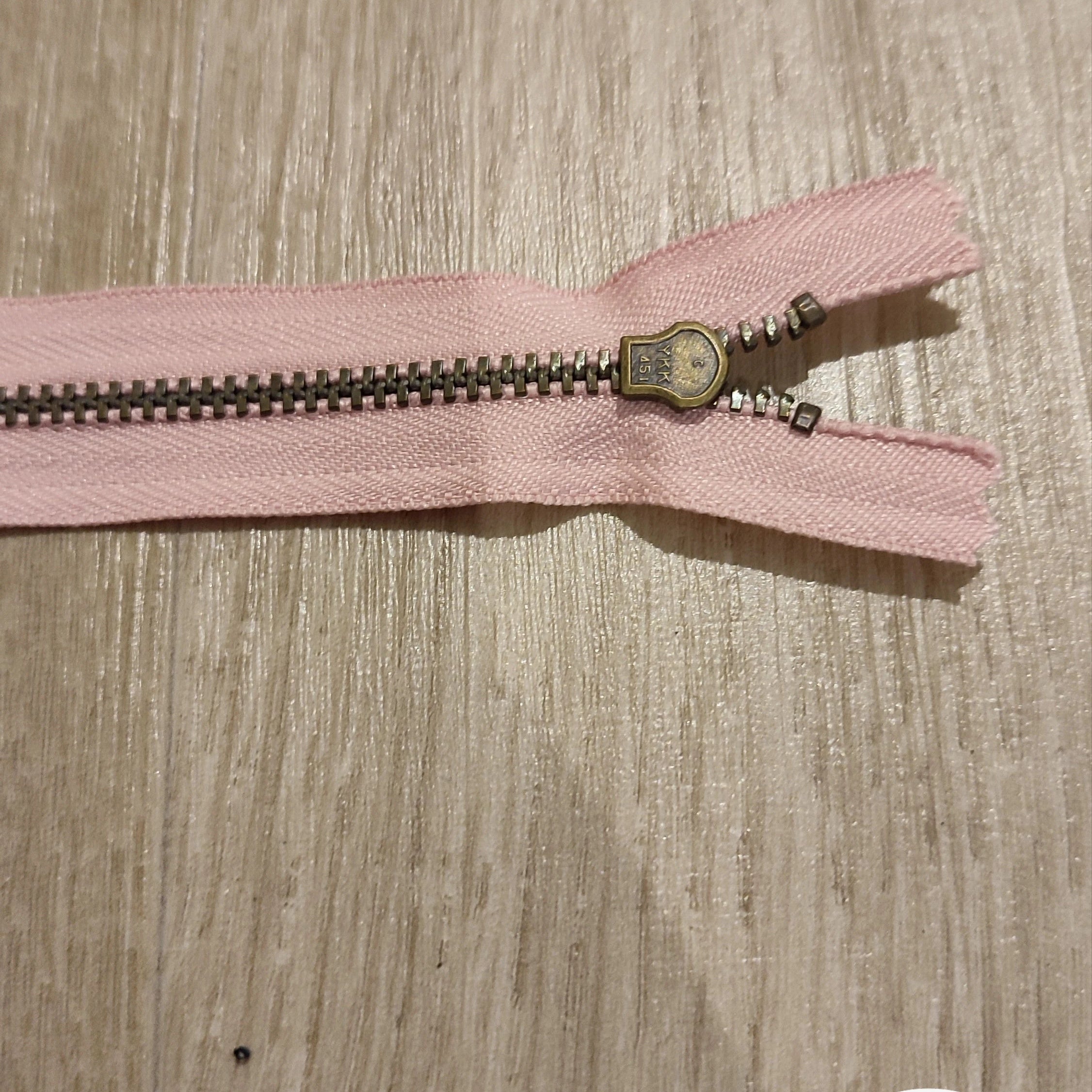 FERMETURE RIRI METAL NON SÉPARABLE 15CM ROSE - My Little Coupon