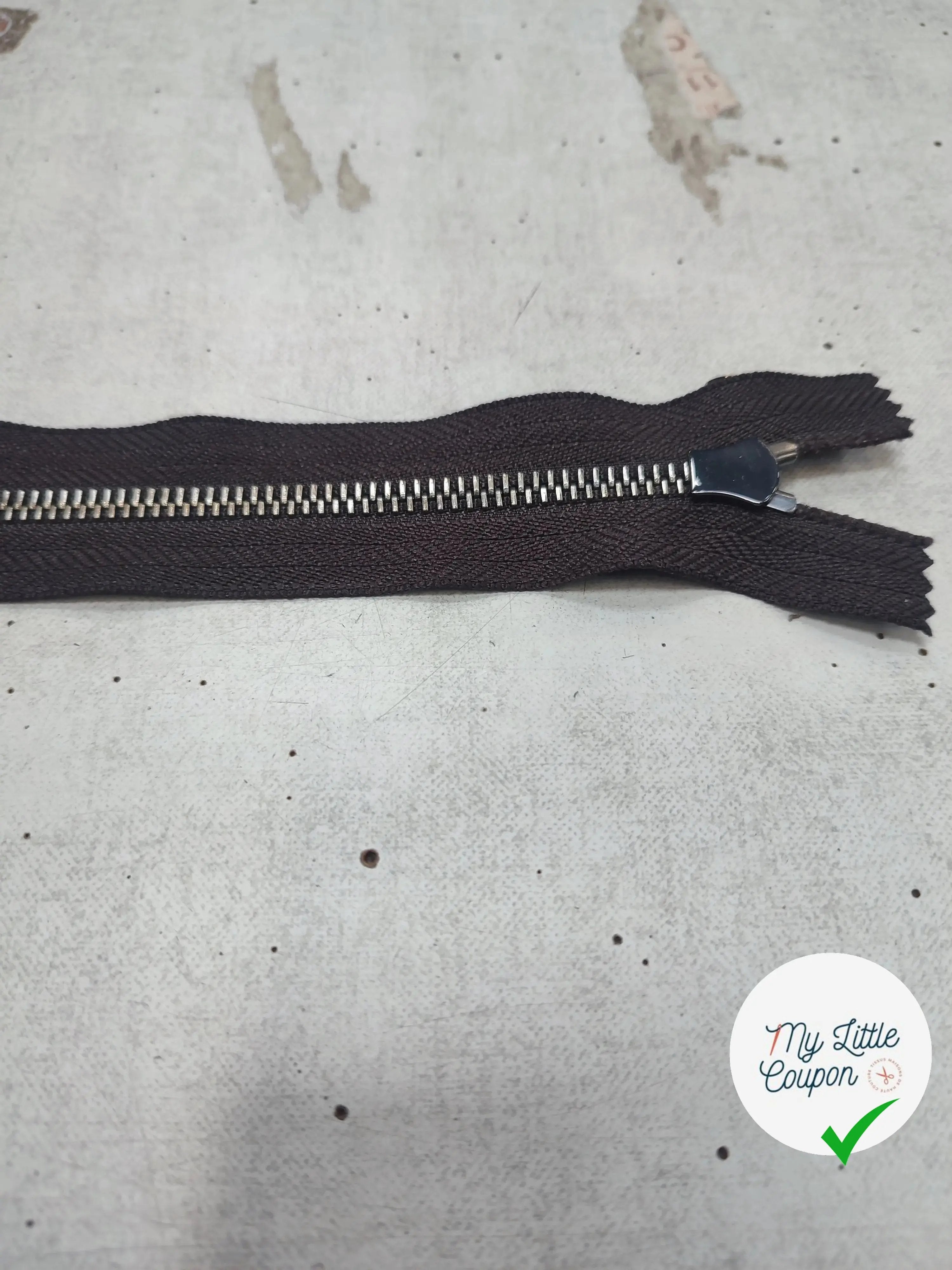 (Copie) FERMETURE RIRI METAL NON SÉPARABLE 20CM MARRON FONCÉ test - My Little Coupon
