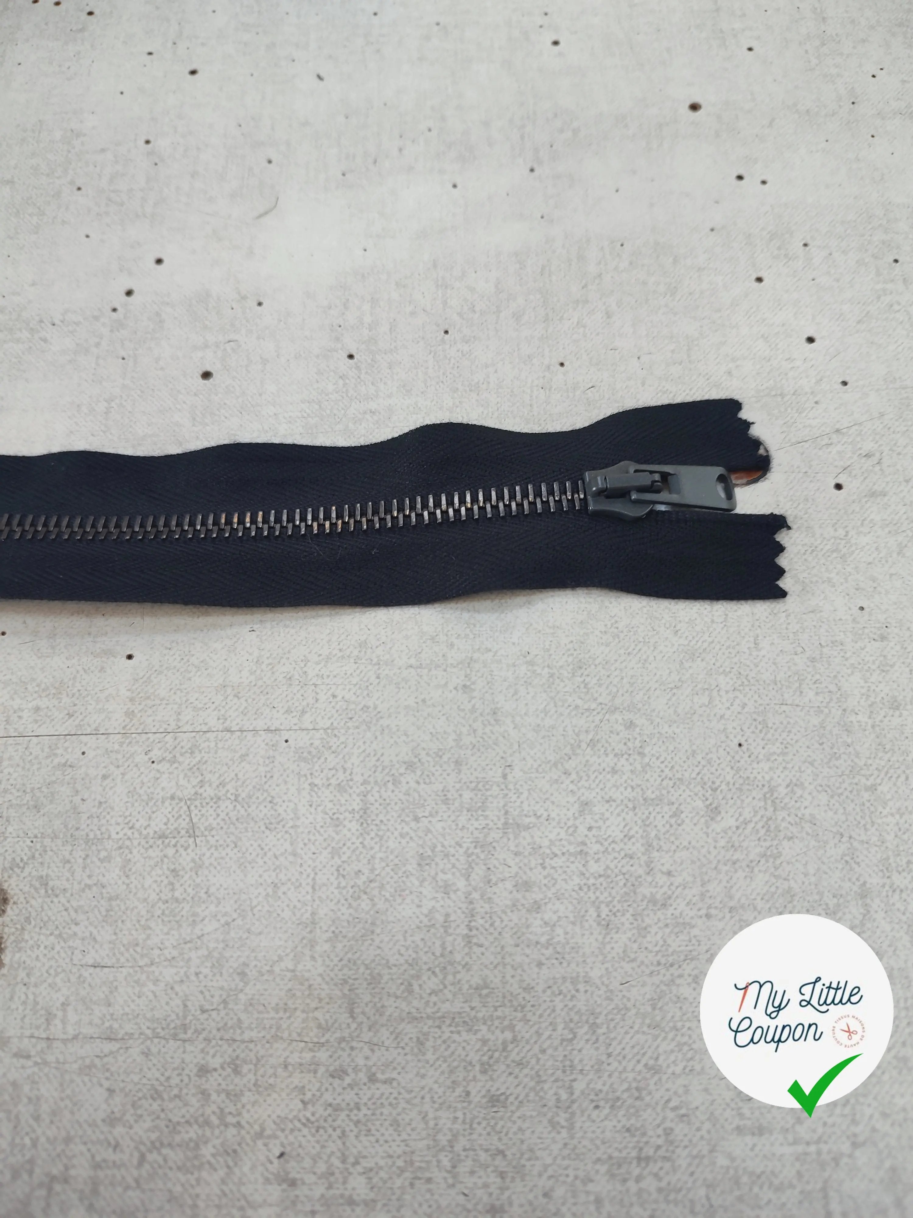 FERMETURE RIRI METAL NON SÉPARABLE 25CM NOIR M6 - My Little Coupon