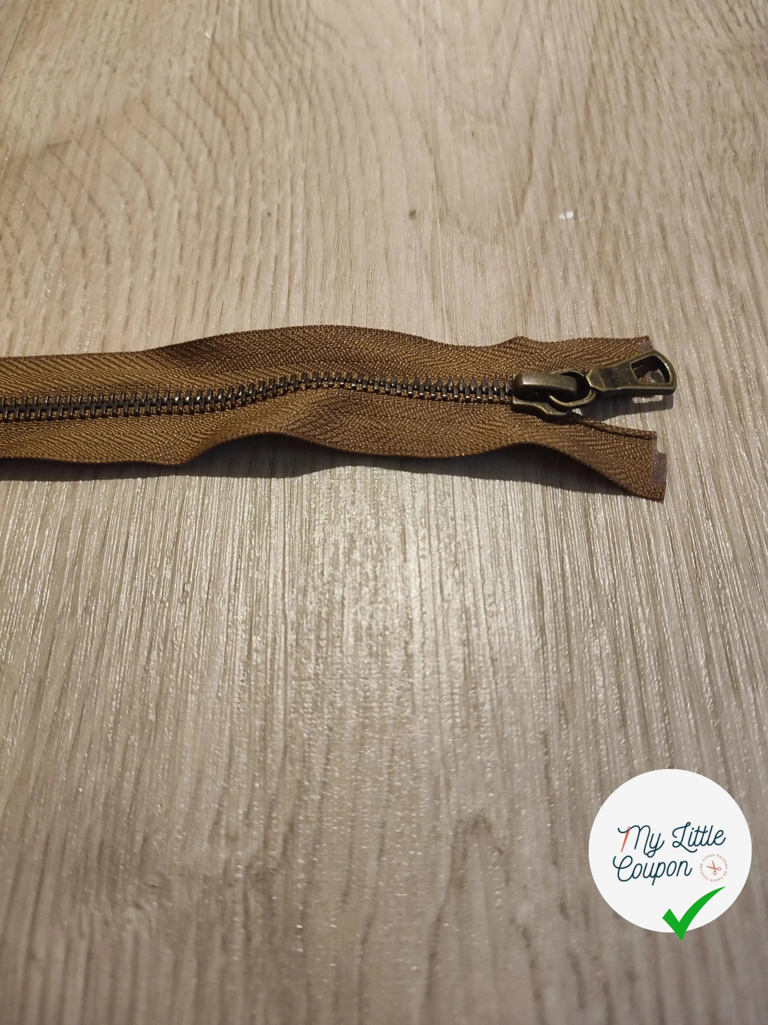 FERMETURE RIRI METAL NON SÉPARABLE 60CM MARRON - My Little Coupon
