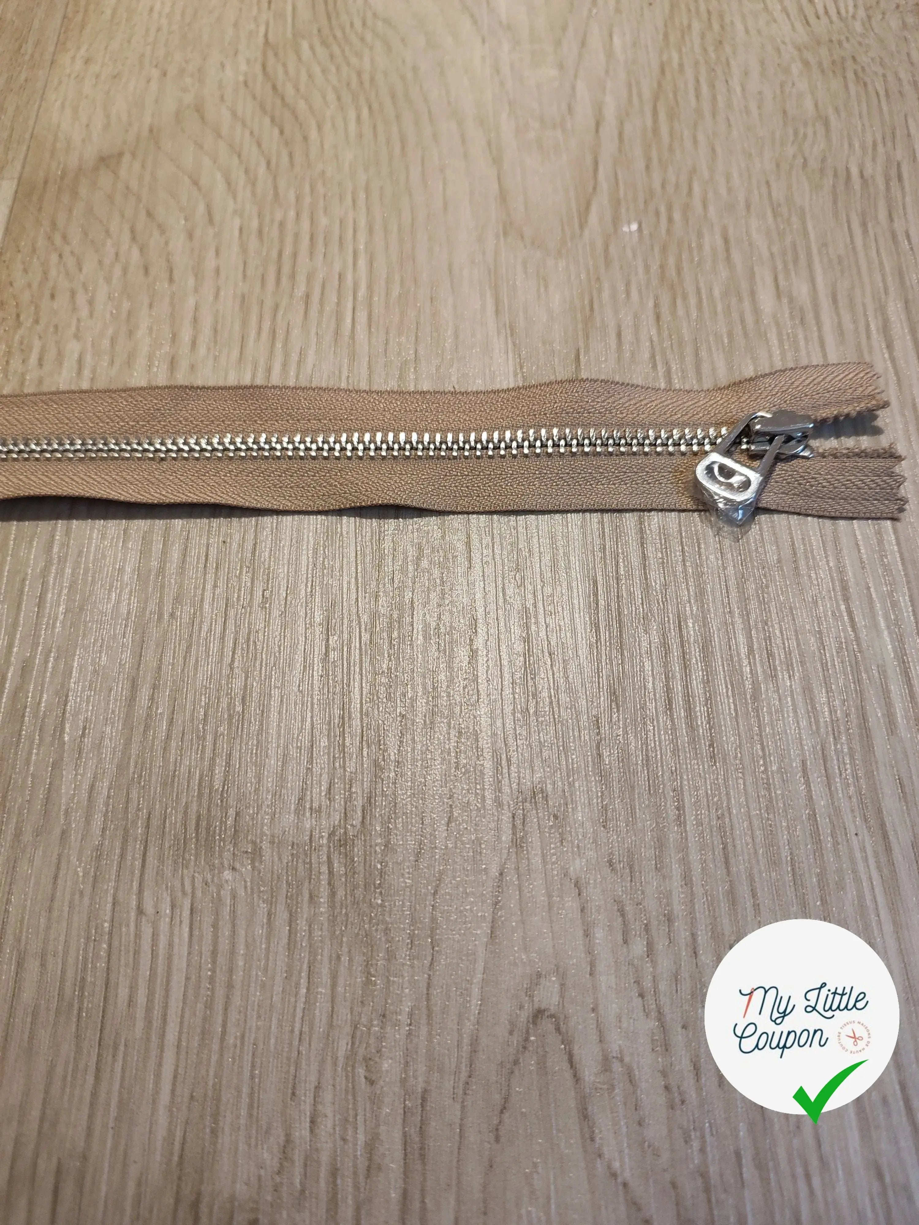 FERMETURE RIRI METAL NON SÉPARABLE 25CM MARRON CAFÉ - My Little Coupon