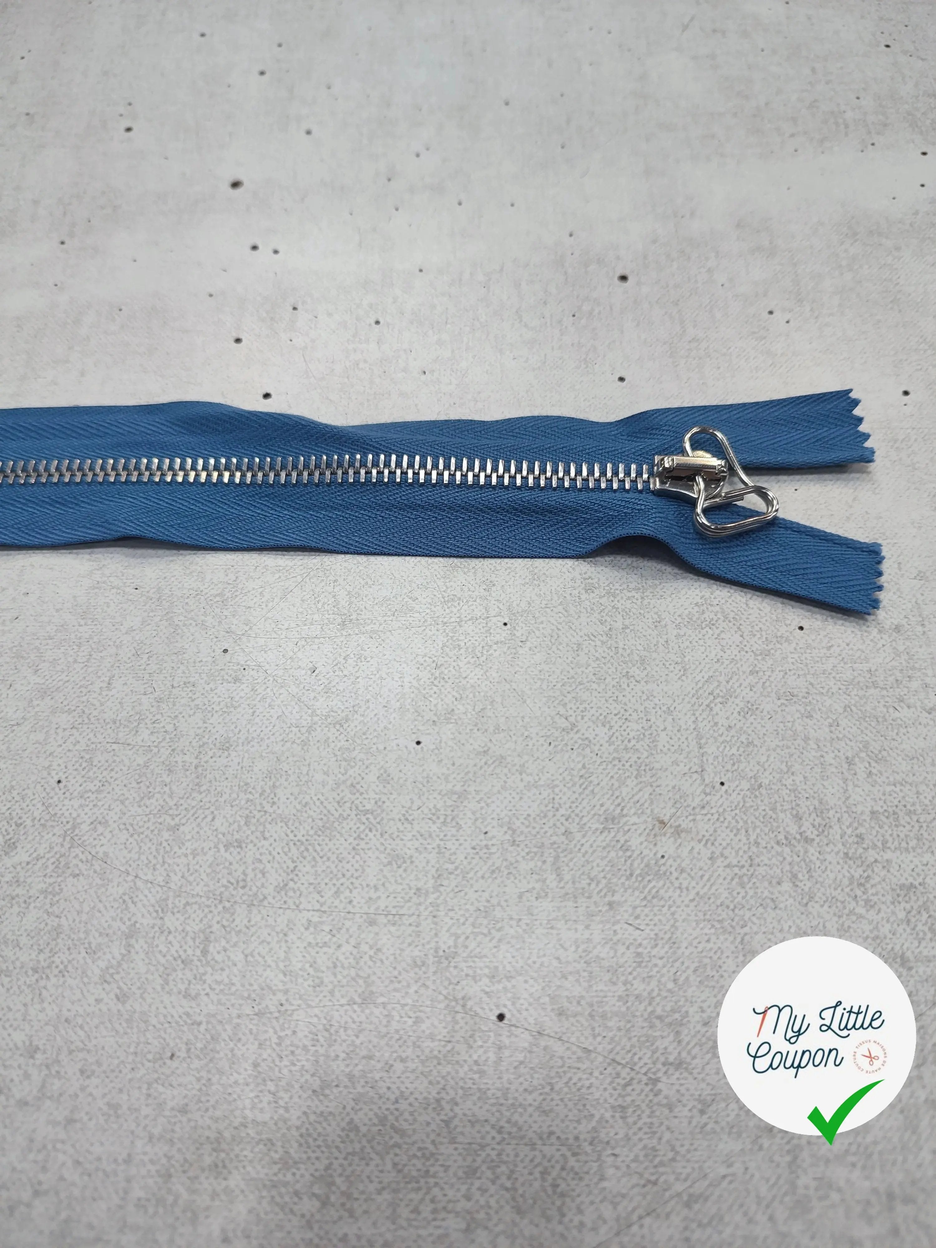FERMETURE RIRI METAL SÉPARABLE 45CM BLEU M6 - My Little Coupon